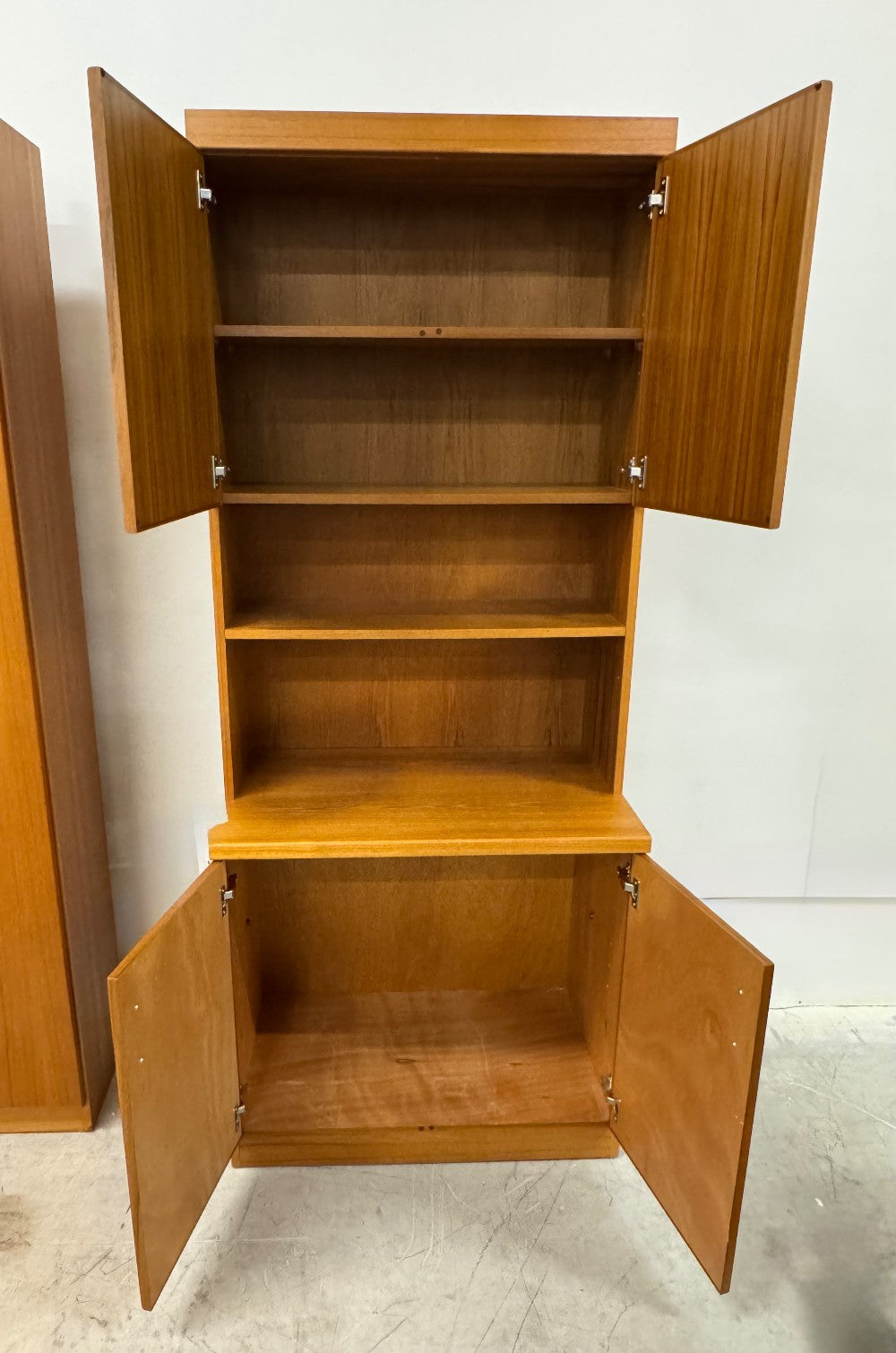 Vintage MCM Teak Bookshelf|818