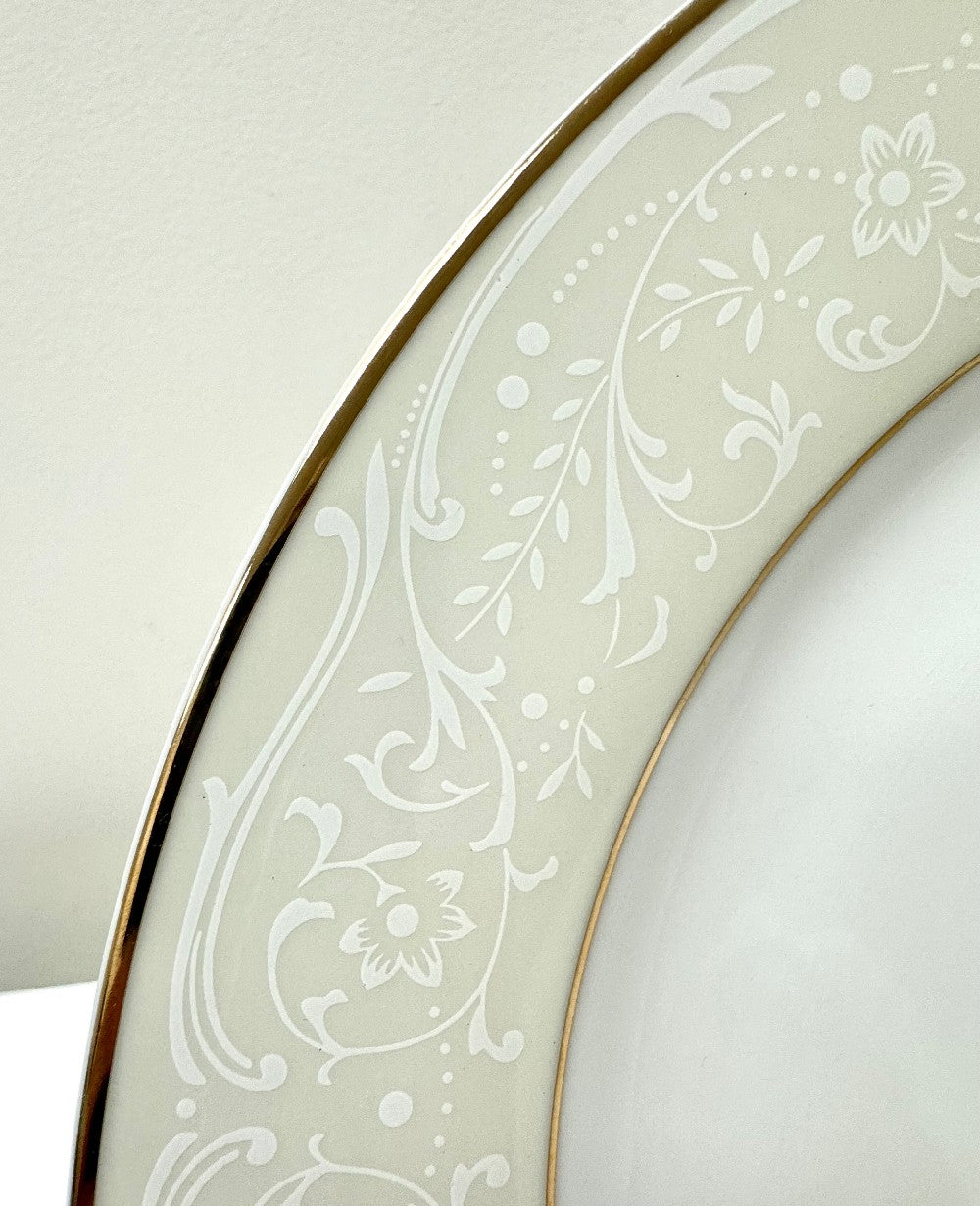 JOSHUA MAXWELL STUDIO 'Bristol' Dinnerware Set for 8|5286