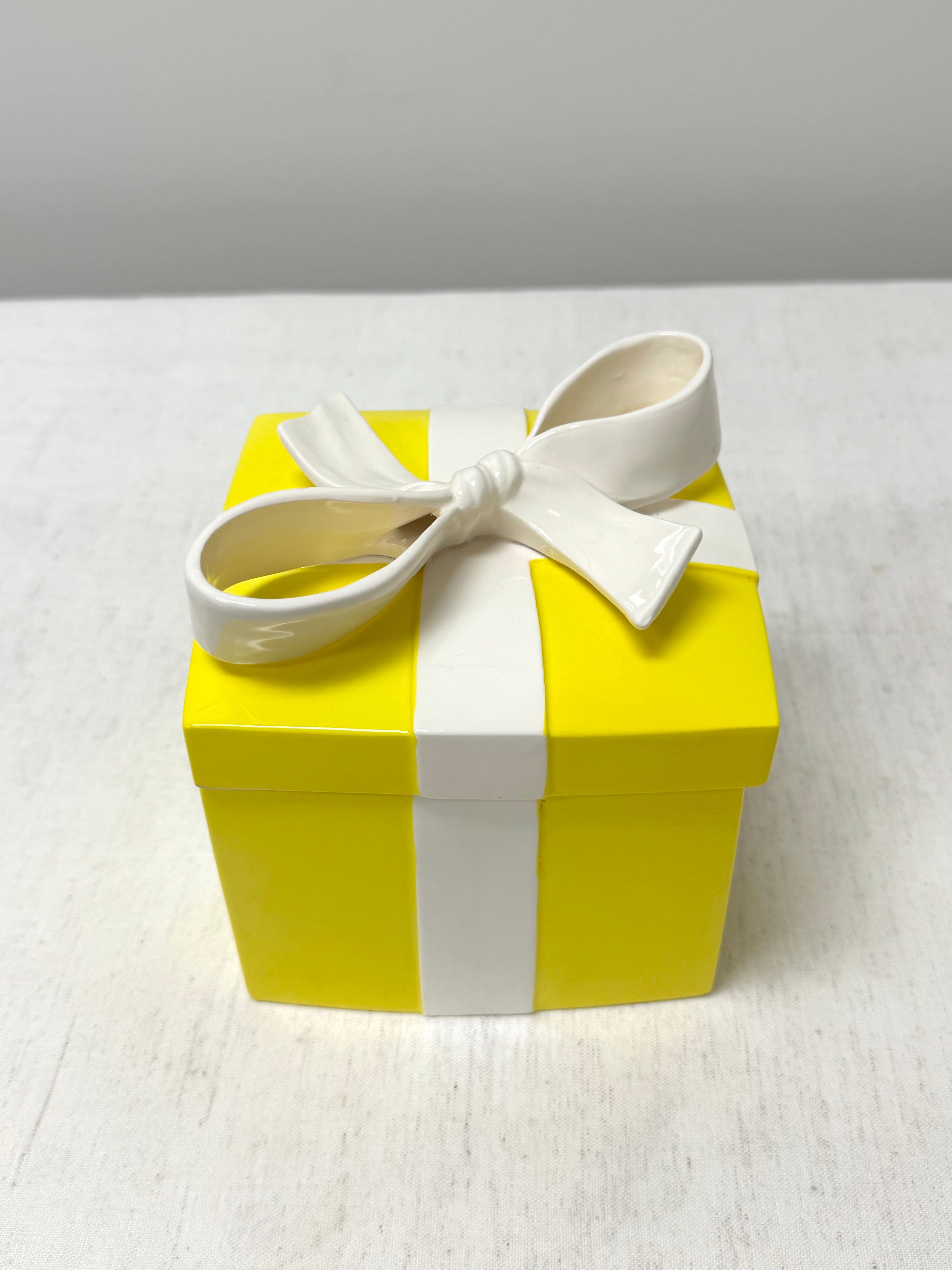 Vintage FITZ & FLOYD 6" Yellow Box with Bow