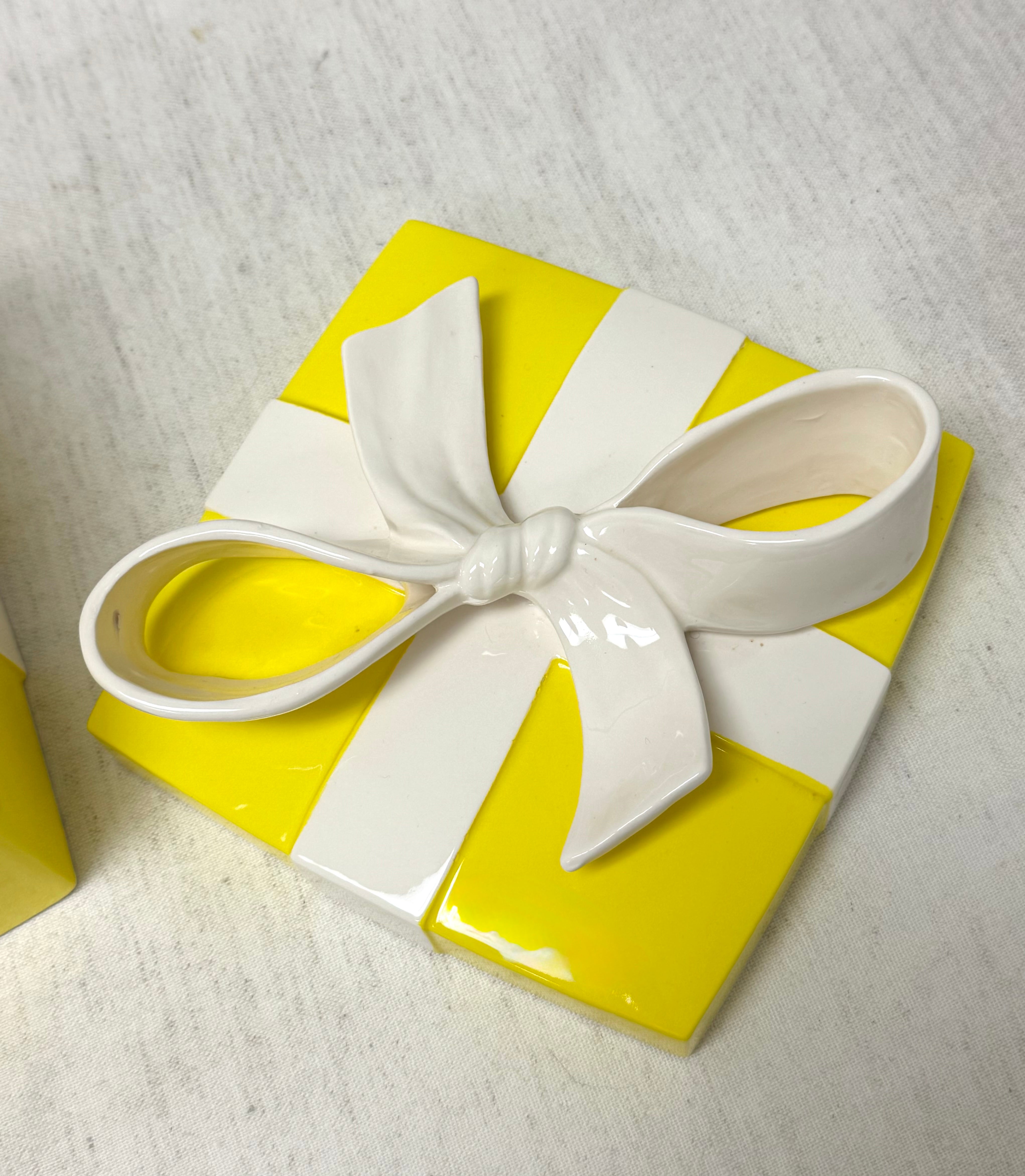 Vintage FITZ & FLOYD 6" Yellow Box with Bow