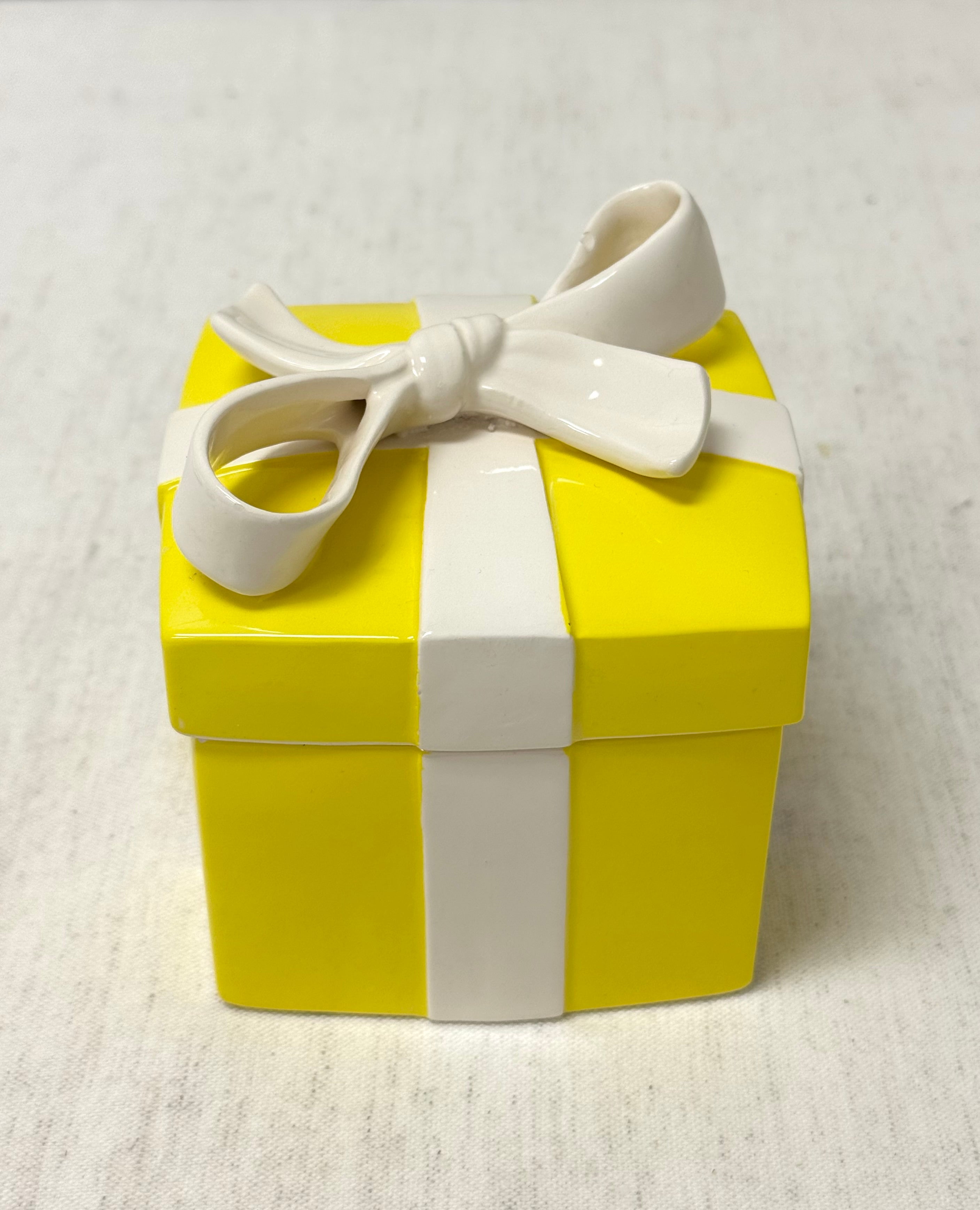 Vintage FITZ & FLOYD 4" Yellow Box with Bow