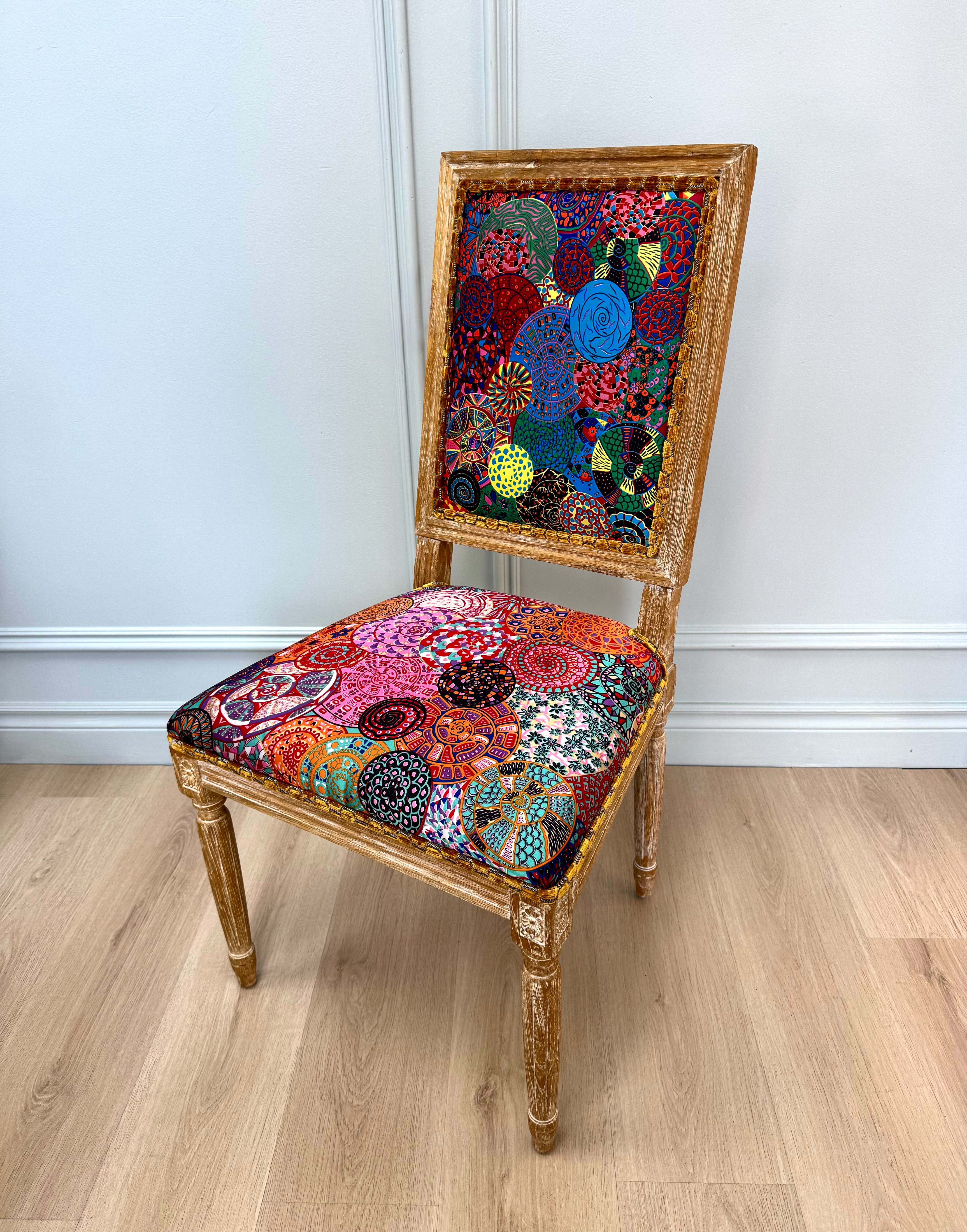 Louis Dining Chairs with Vibrant Upholstery Set of 4