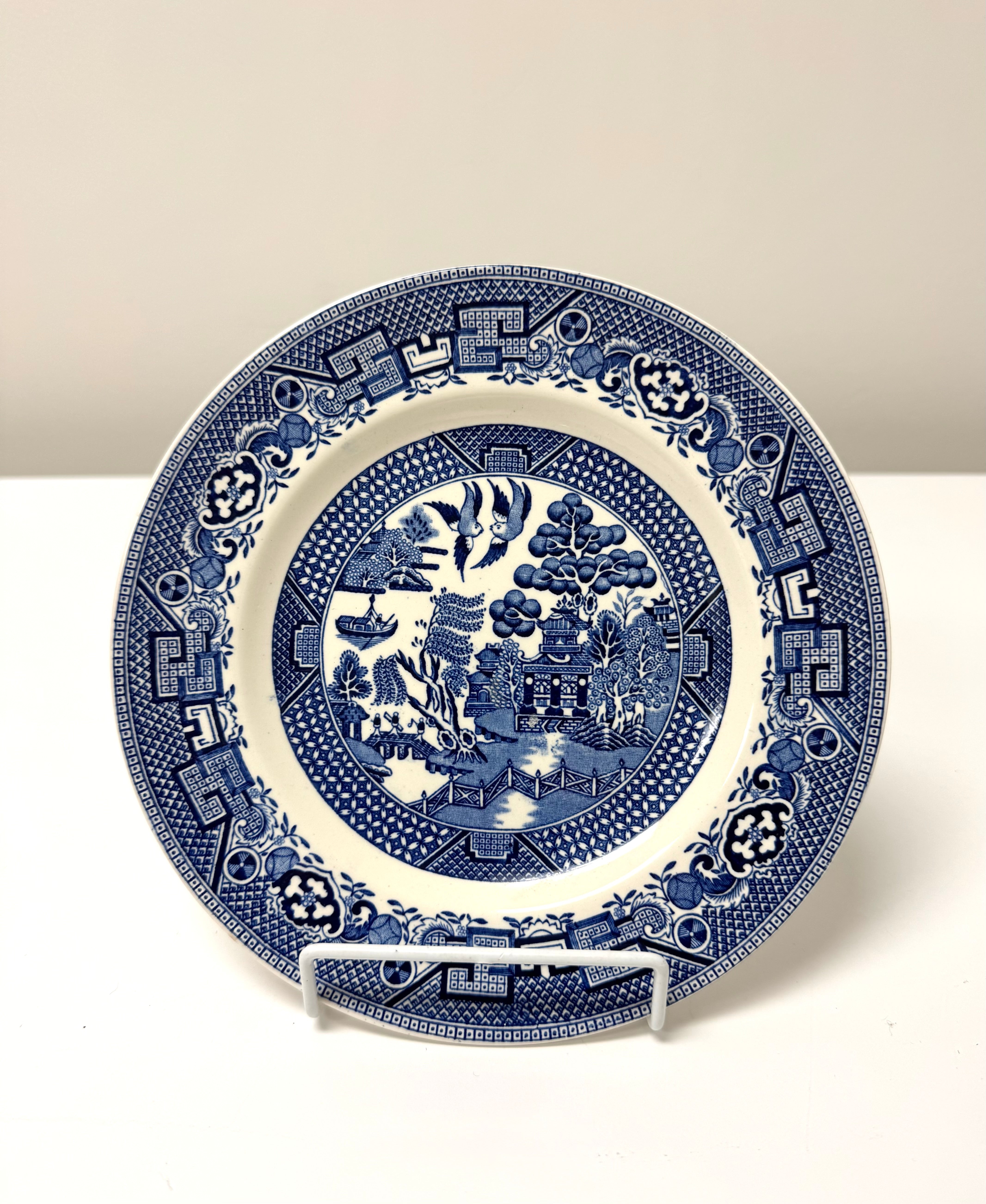 Vintage SWINNERTONS 'Old Willow' 8" Plate