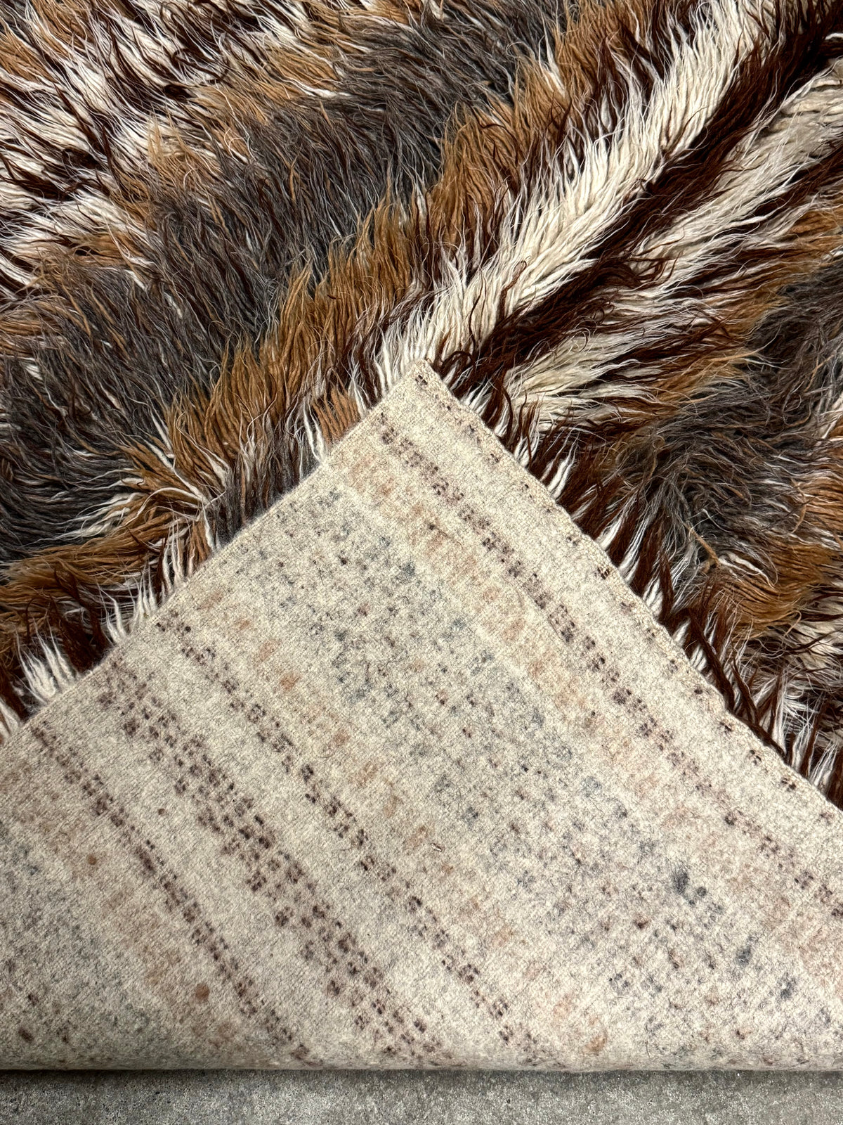 Vintage Linear Flokati 62" x 74" Rug