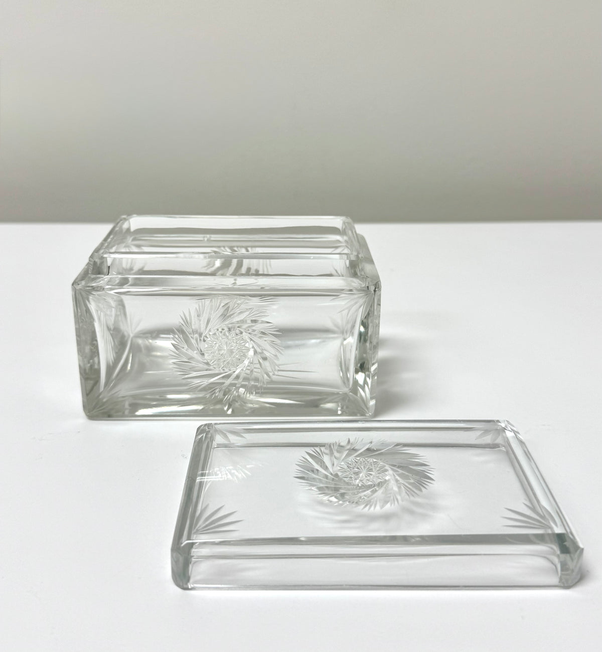 Vintage Pinwheel Crystal Box
