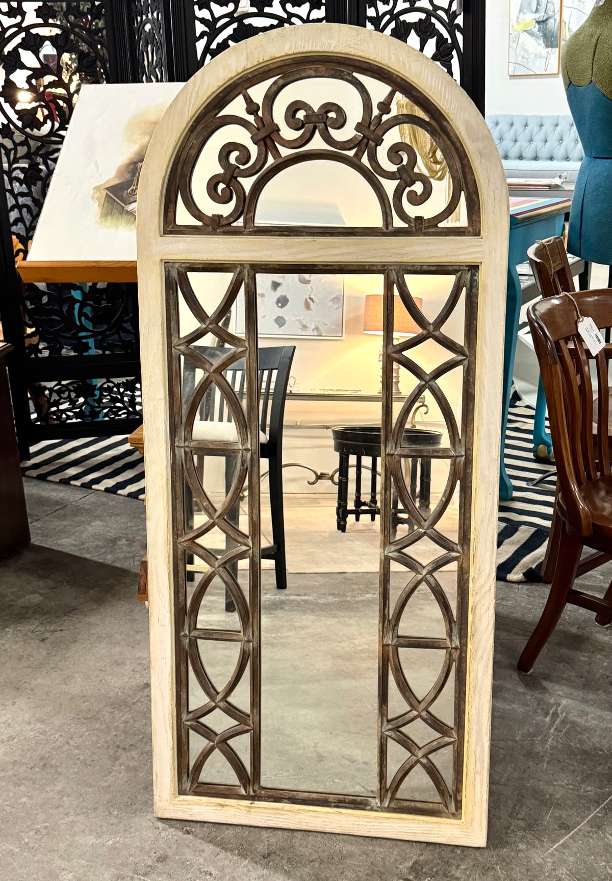 Farmhouse Arch-top Mirror
