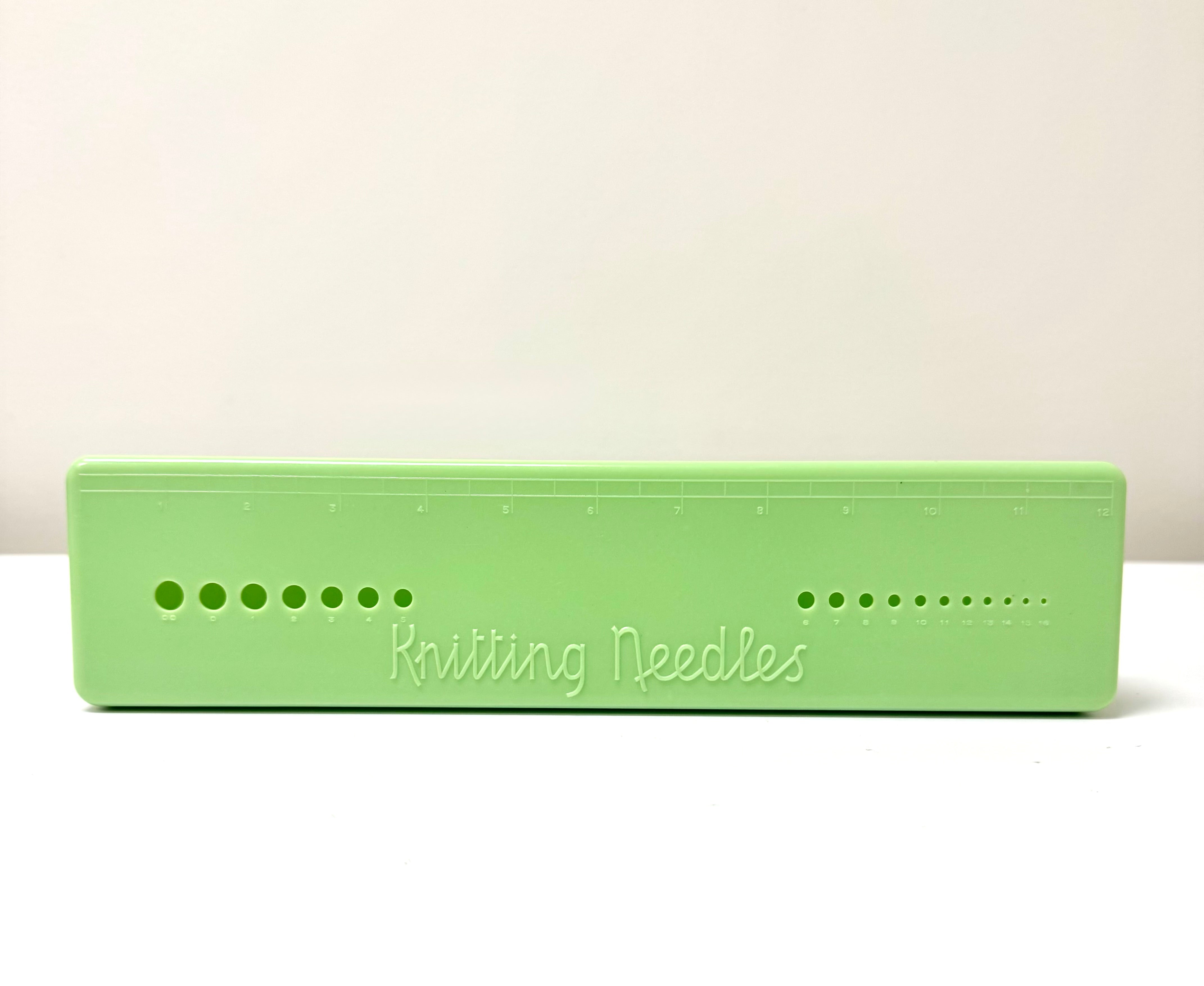 Vintage BEX Bakelite Knitting Needle Storage Box