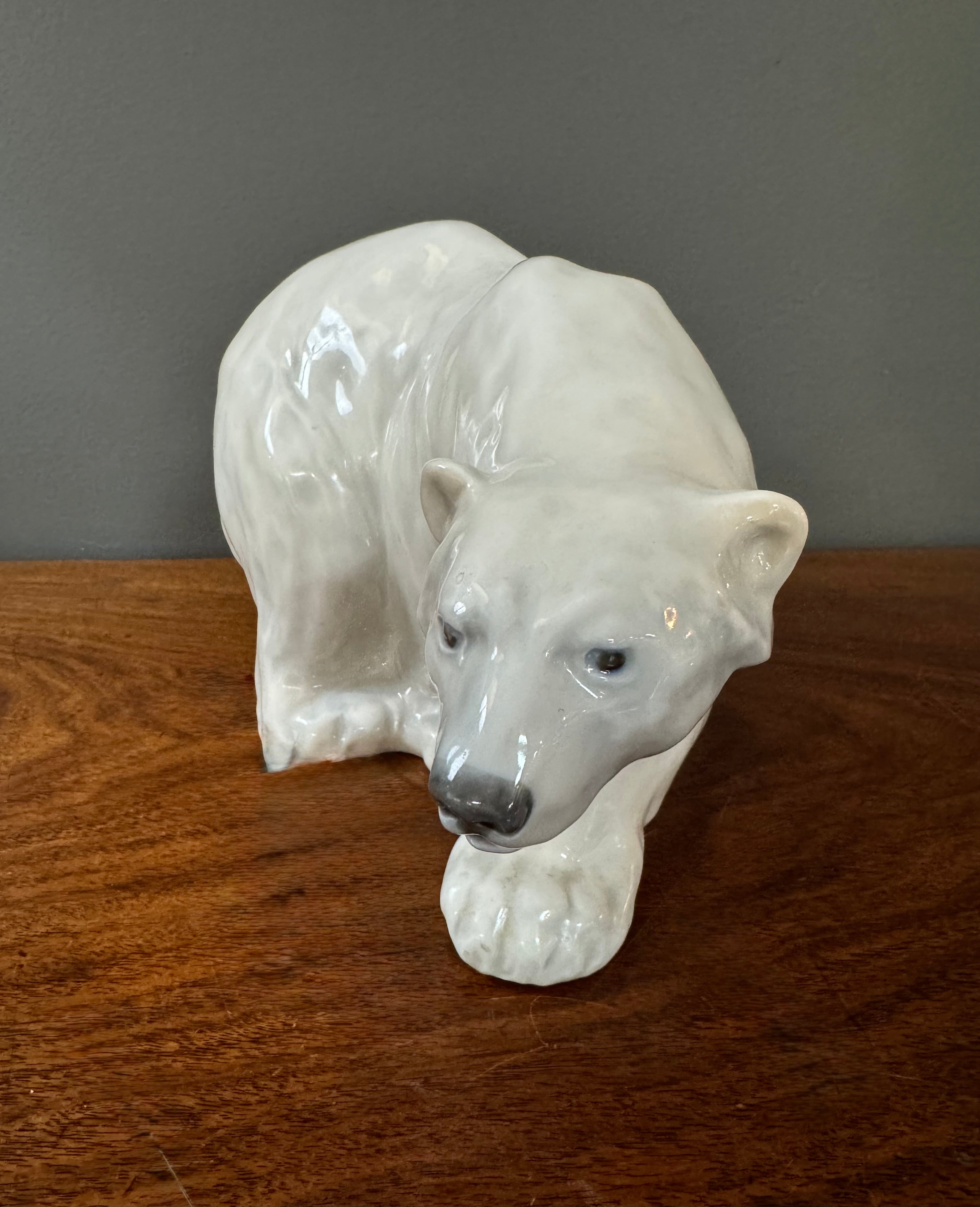 ROYAL COPENHAGEN Porcelain Polar Bear Walking