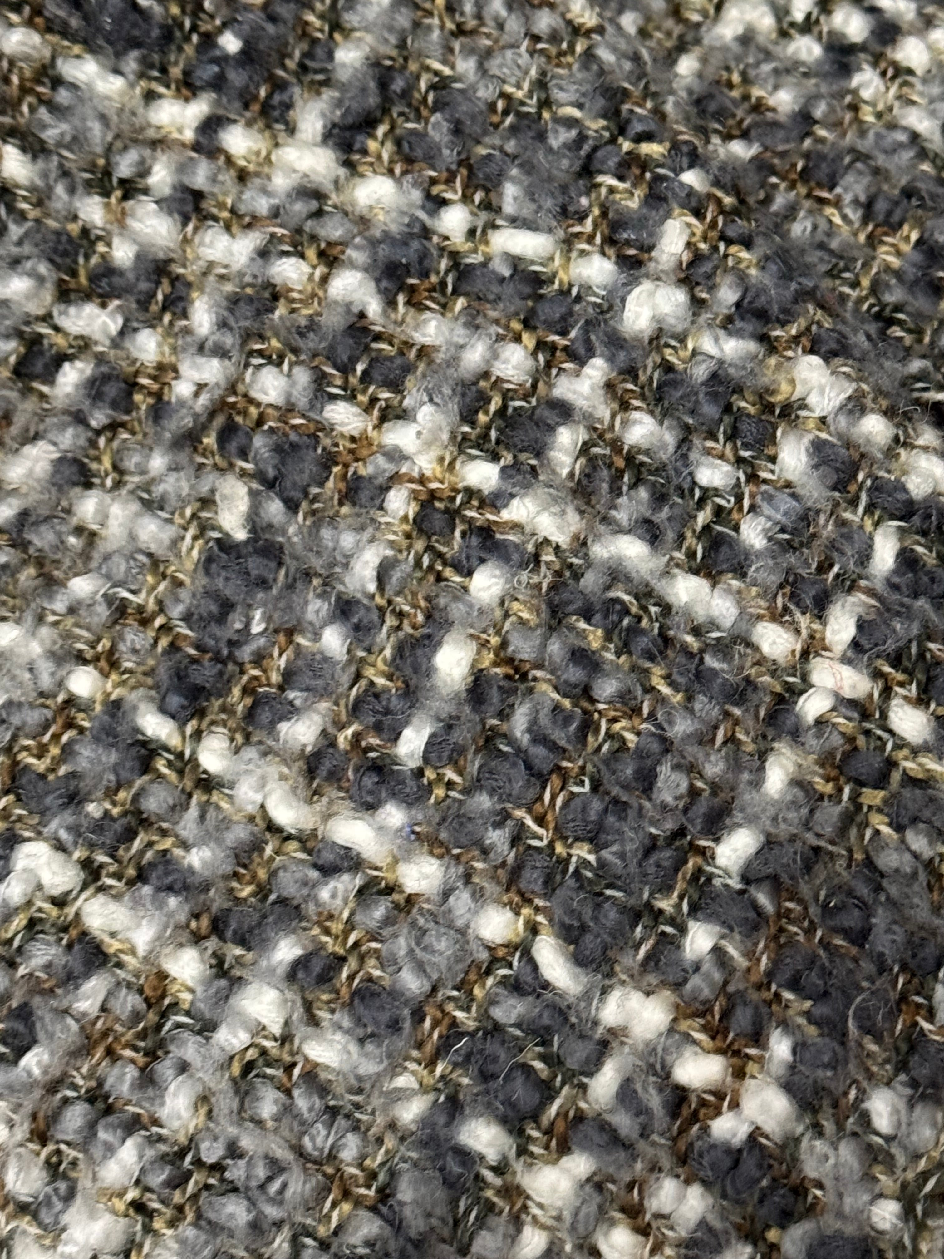 URBAN BARN Gray with White Knit Throw