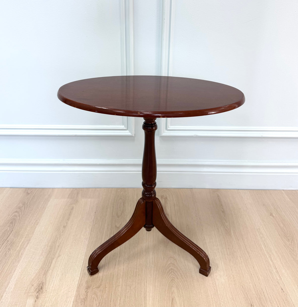 BOMBAY Oval Tilt-top Side Table