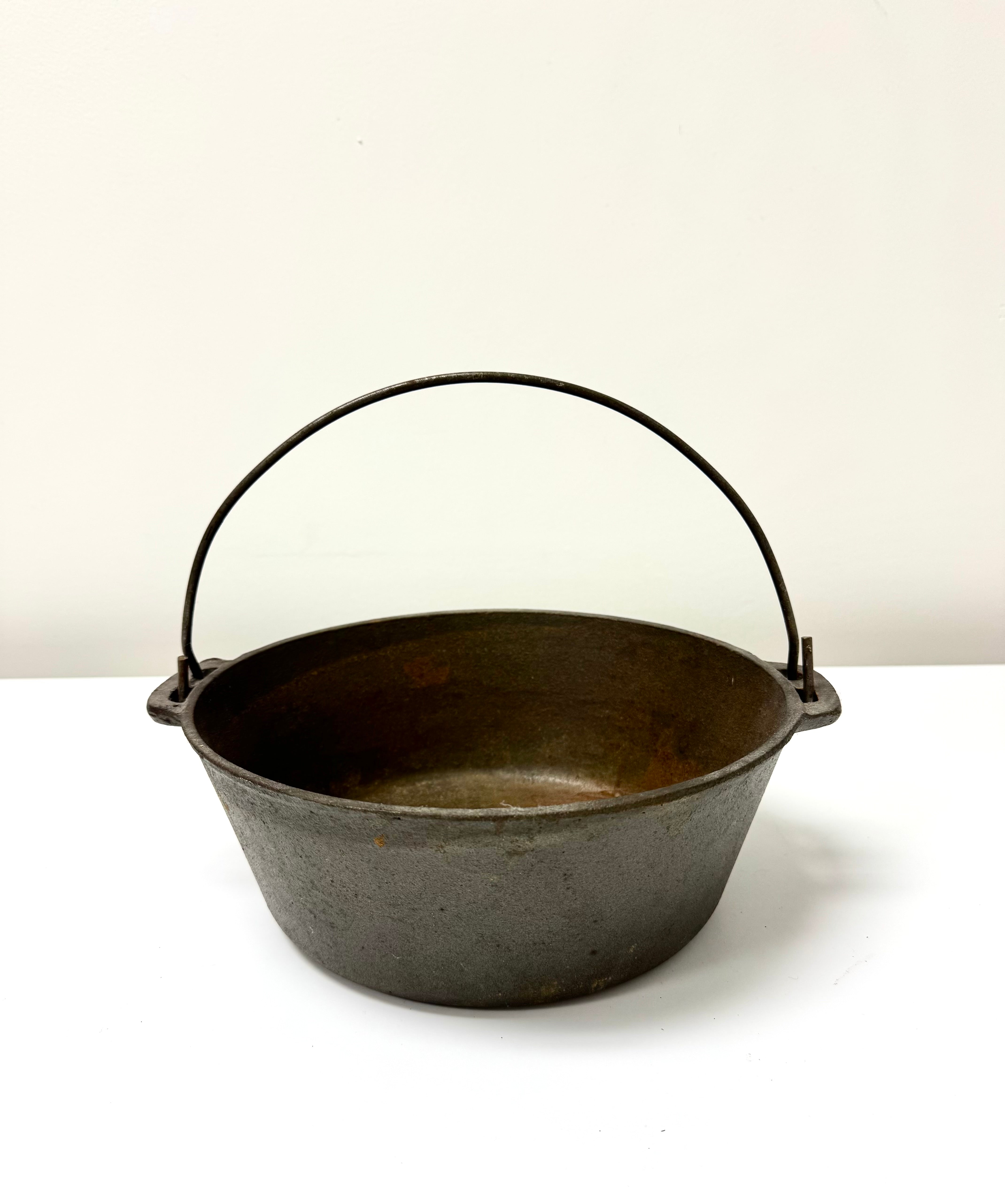 Vintage Cast Iron Pot