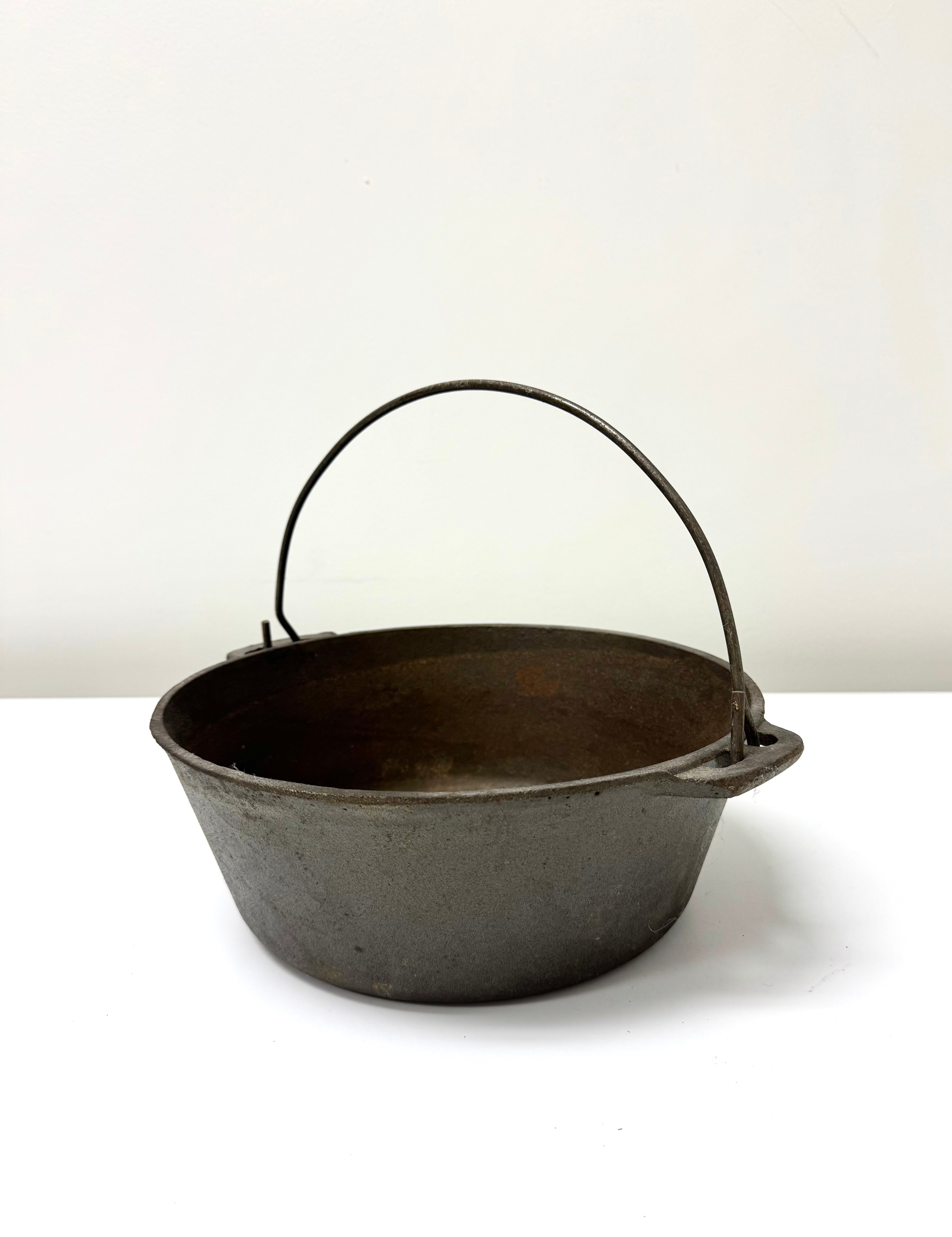 Vintage Cast Iron Pot