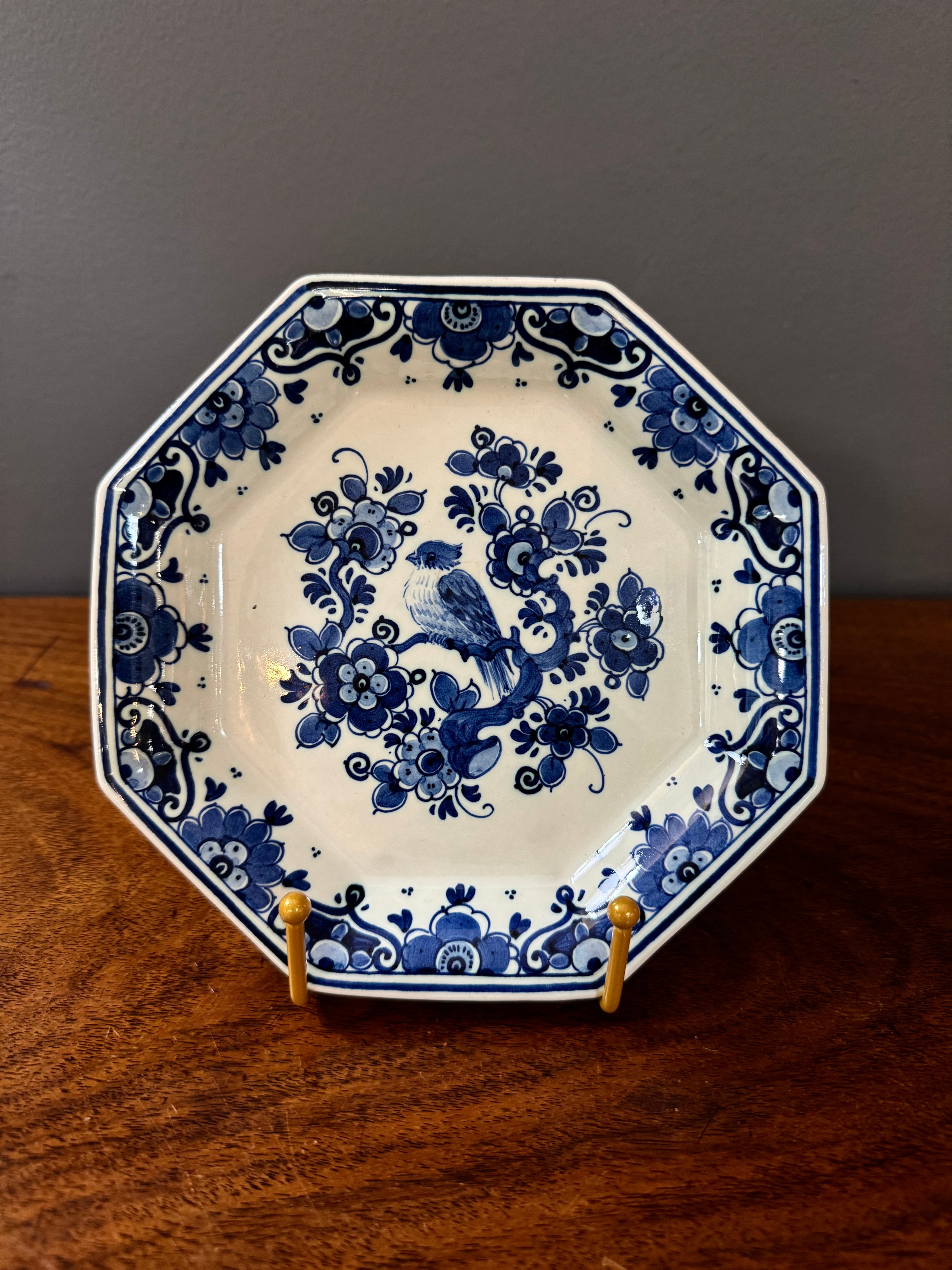 Vintage DELFT ZENITH Hand-painted 7" Hexagonal Plate
