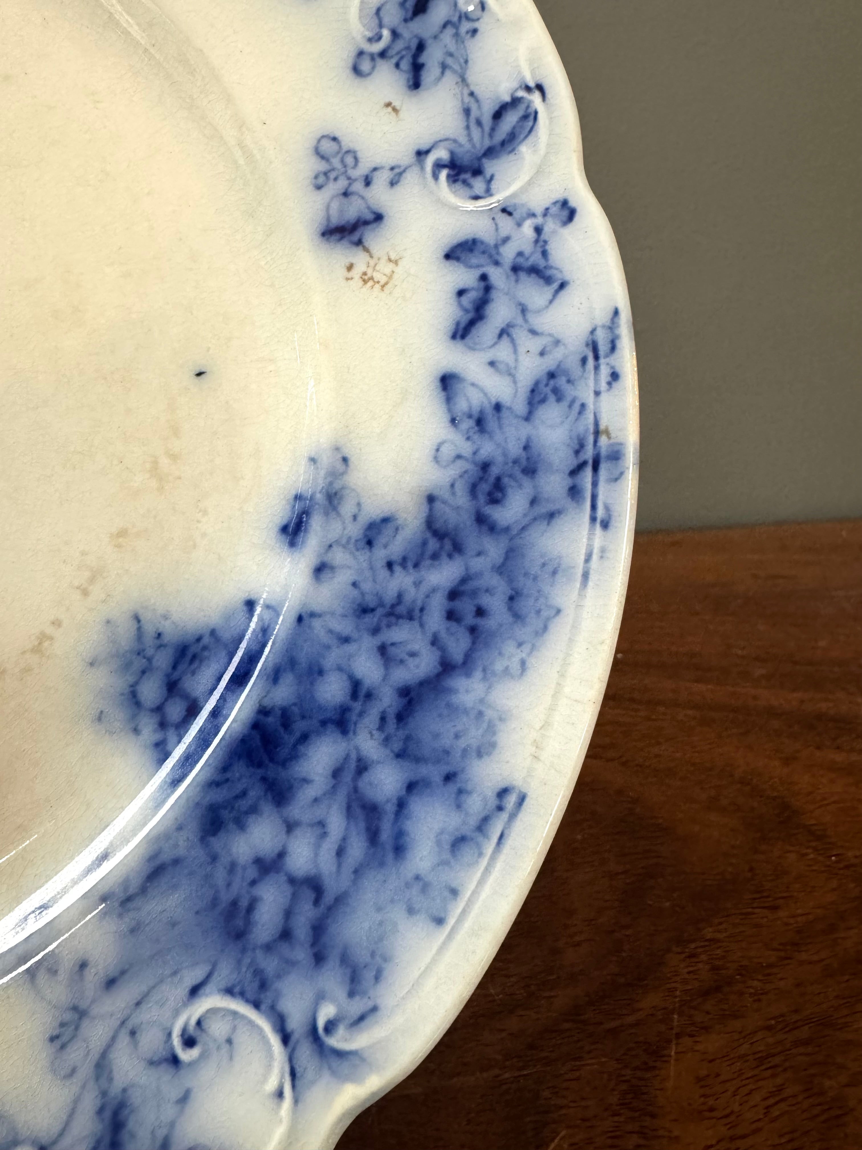 Vintage HOLLINSHEAD & KIRKHAM Flow Blue 'Lily' 10" Plate