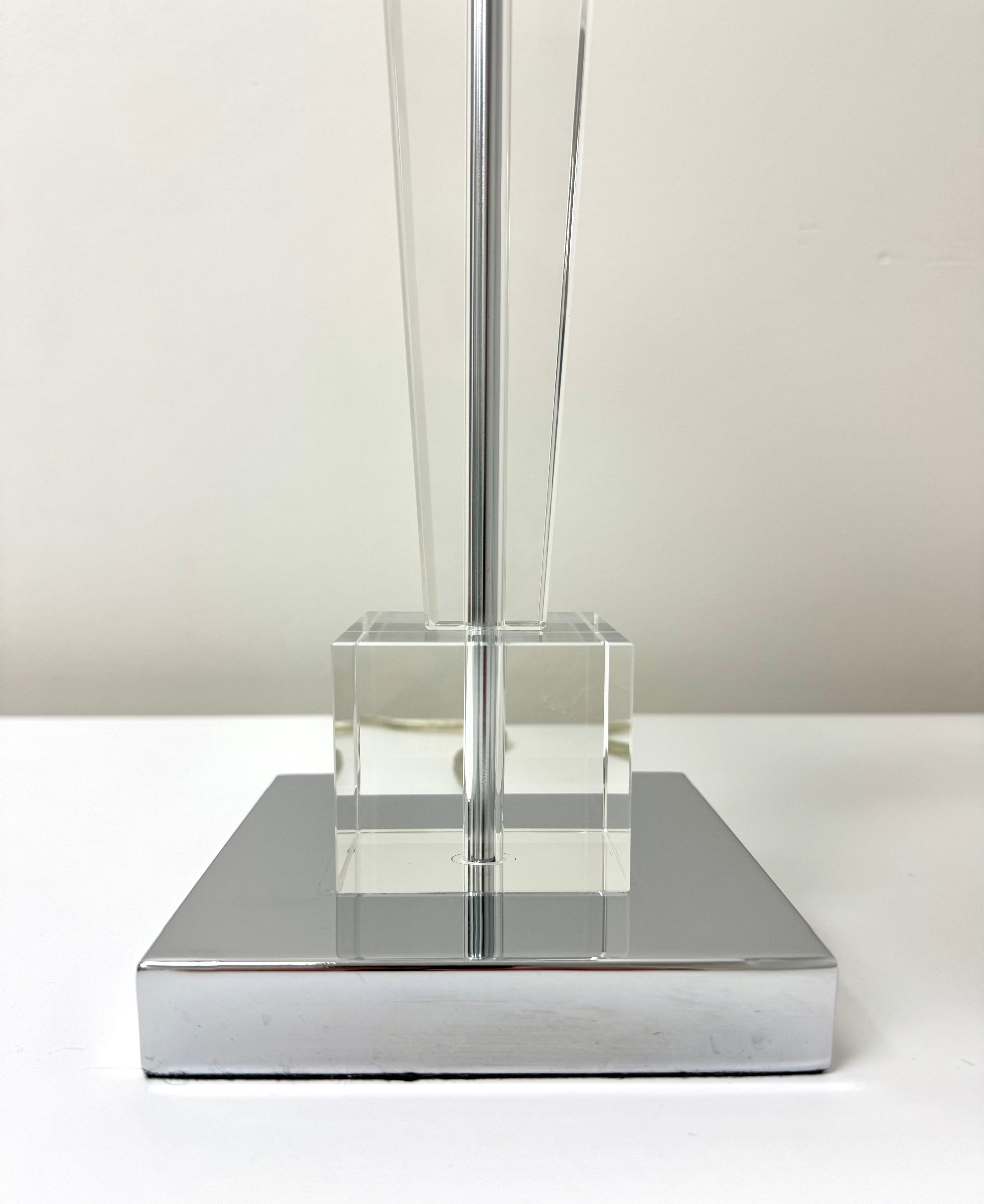 Glass Tapered Column Lamp