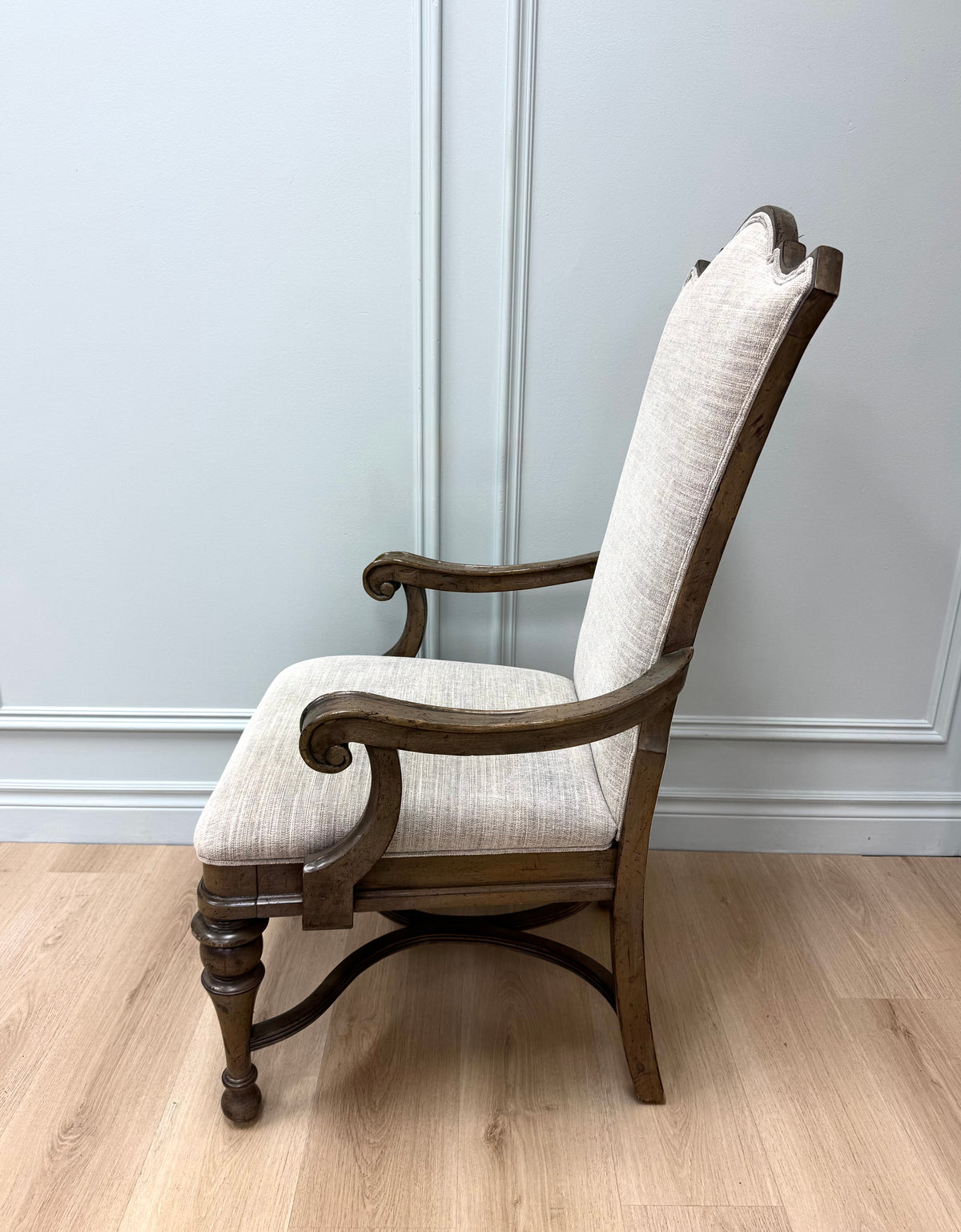 DREXEL HERITAGE Oxford Gray Armchair
