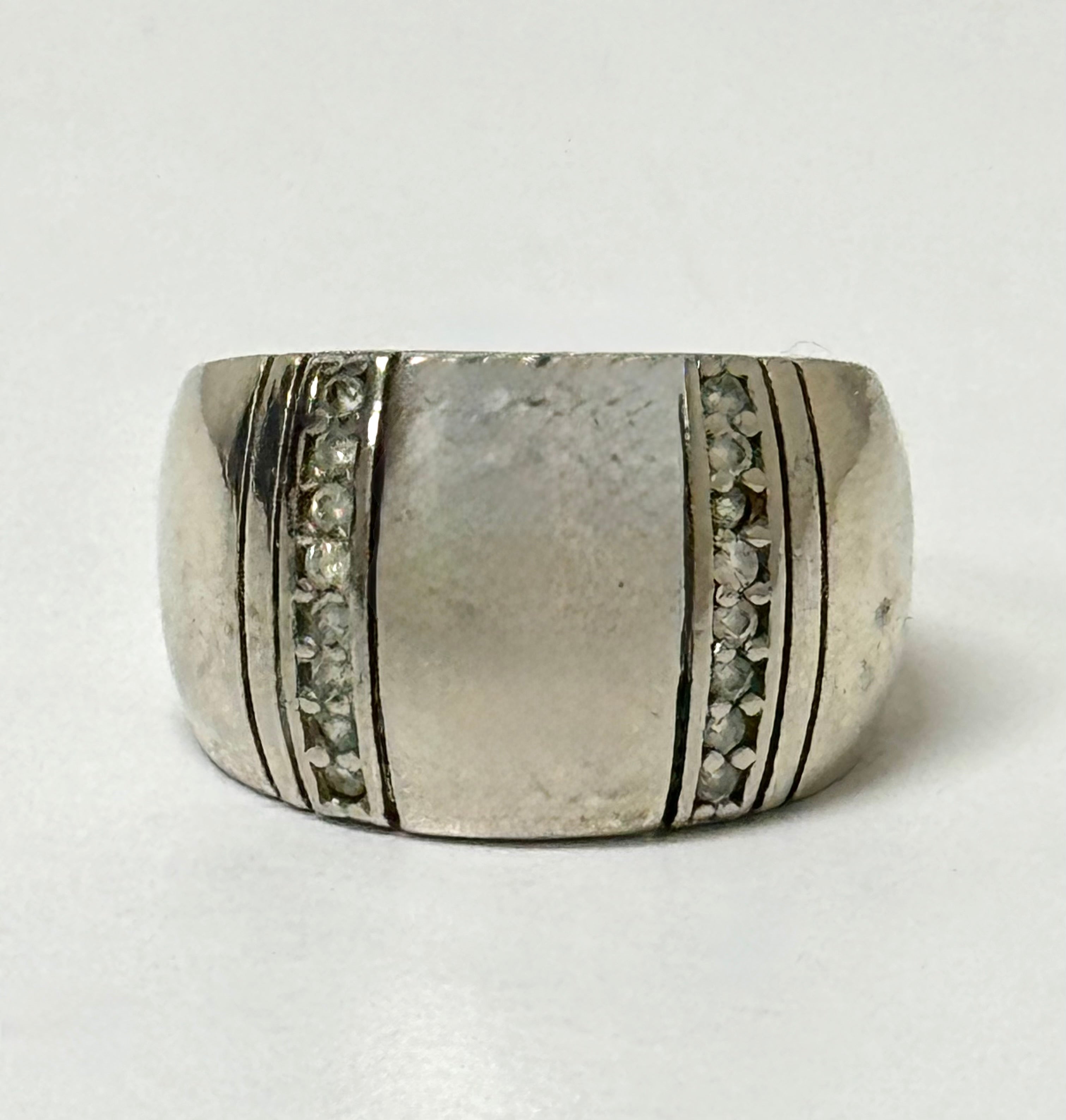 Sterling Band Ring (Size 8)