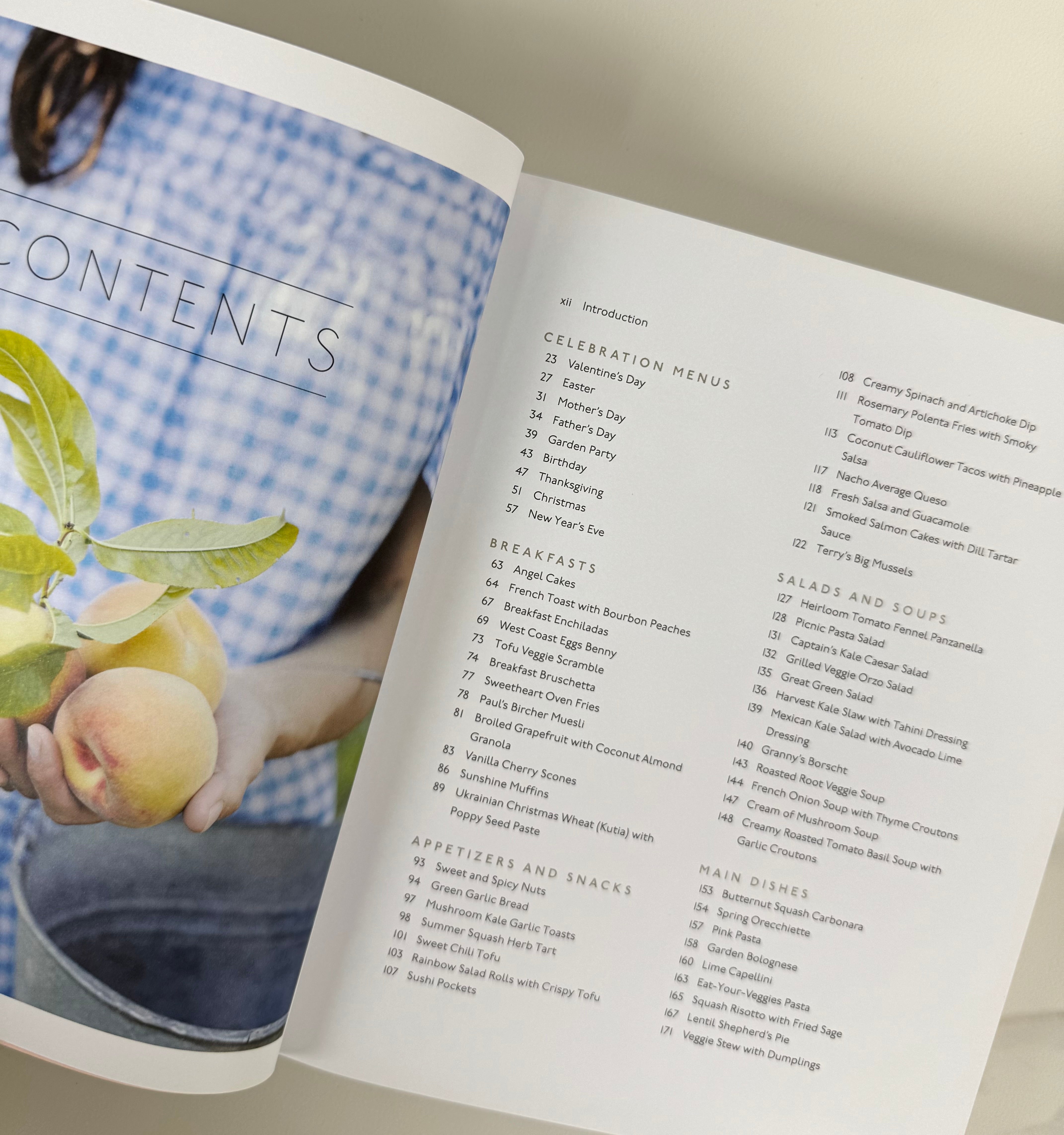 'Fraiche Food, Full Hearts' Hardcover