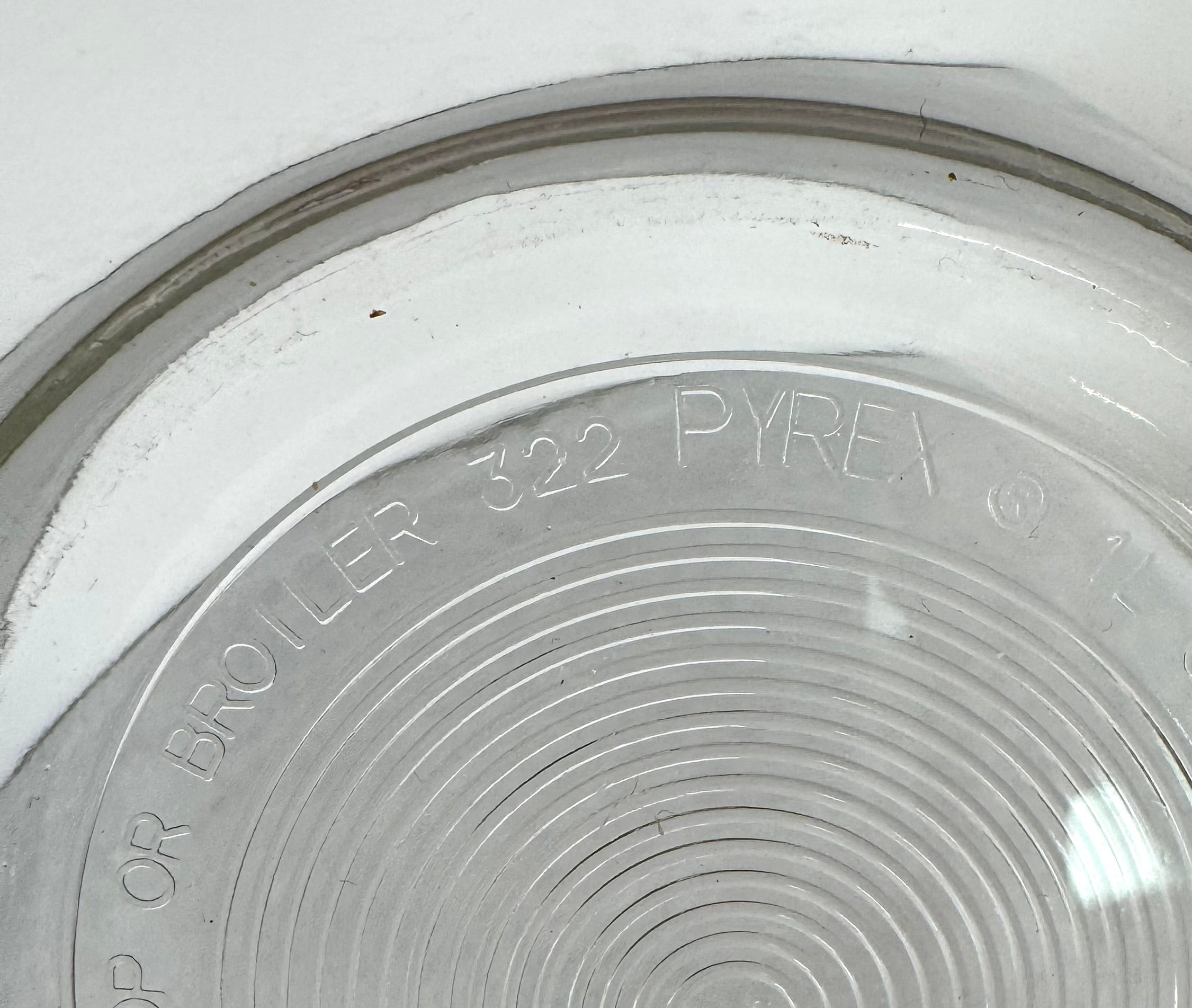 Vintage PYREX 'White Lace' Mixing Bowls Set of 3
