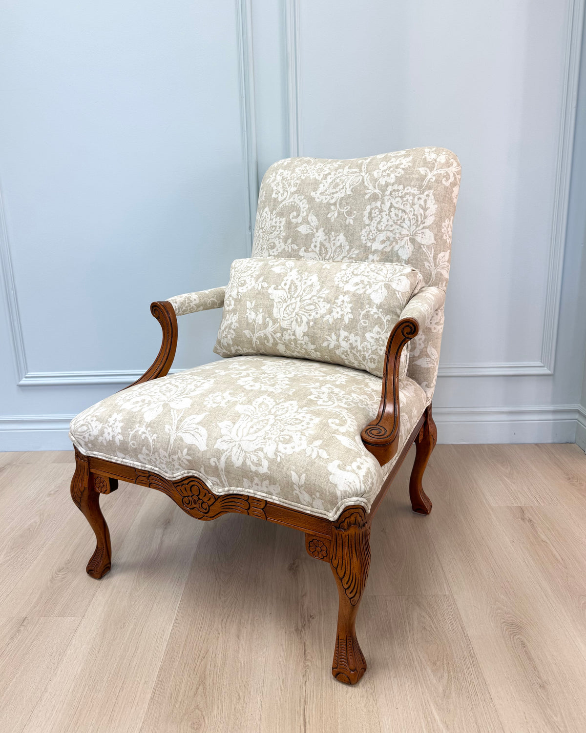 KORSON French Provincial Natural Beige & Cream Damask Chair