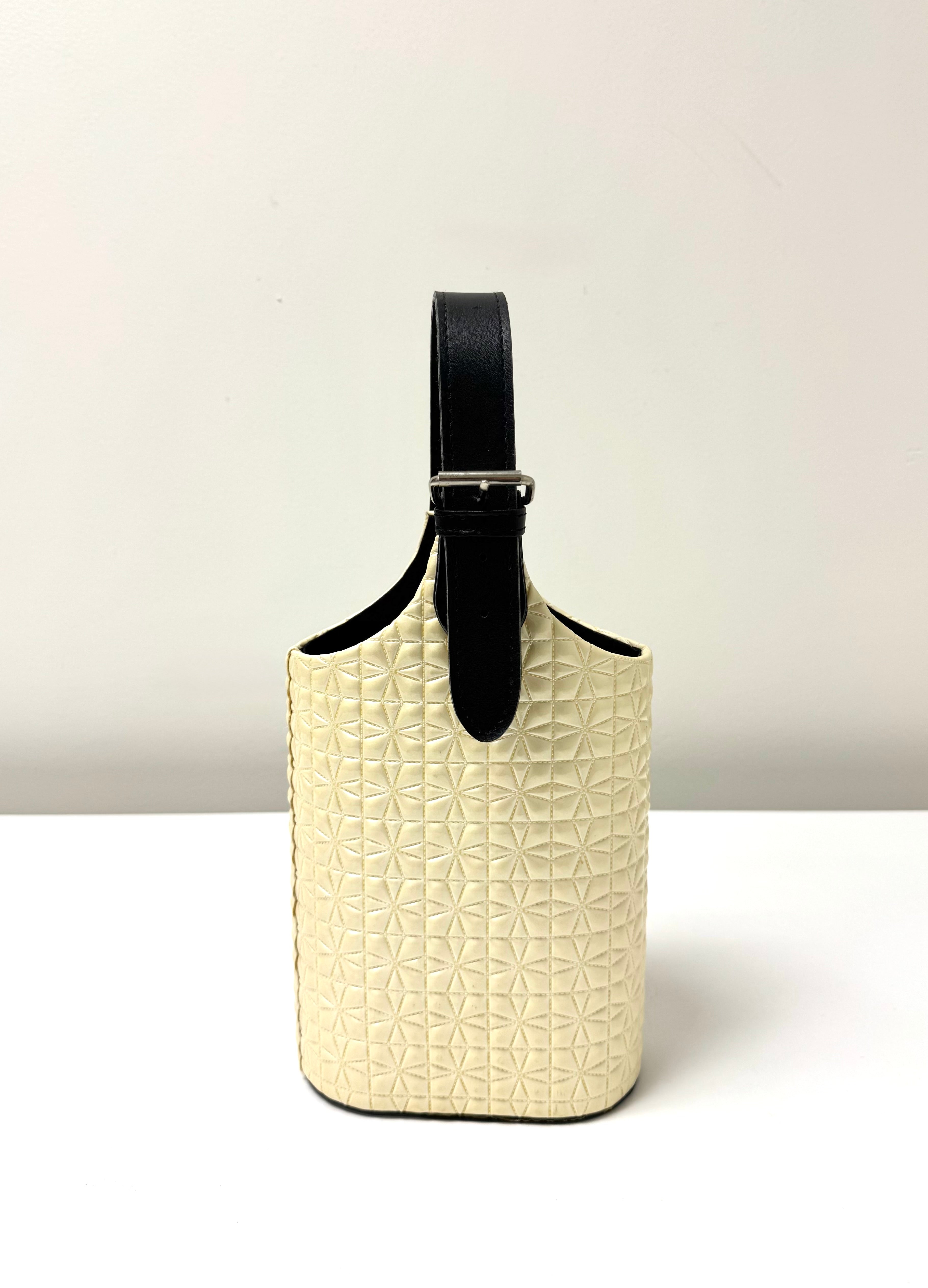 Pale Yellow Bottle Carrier