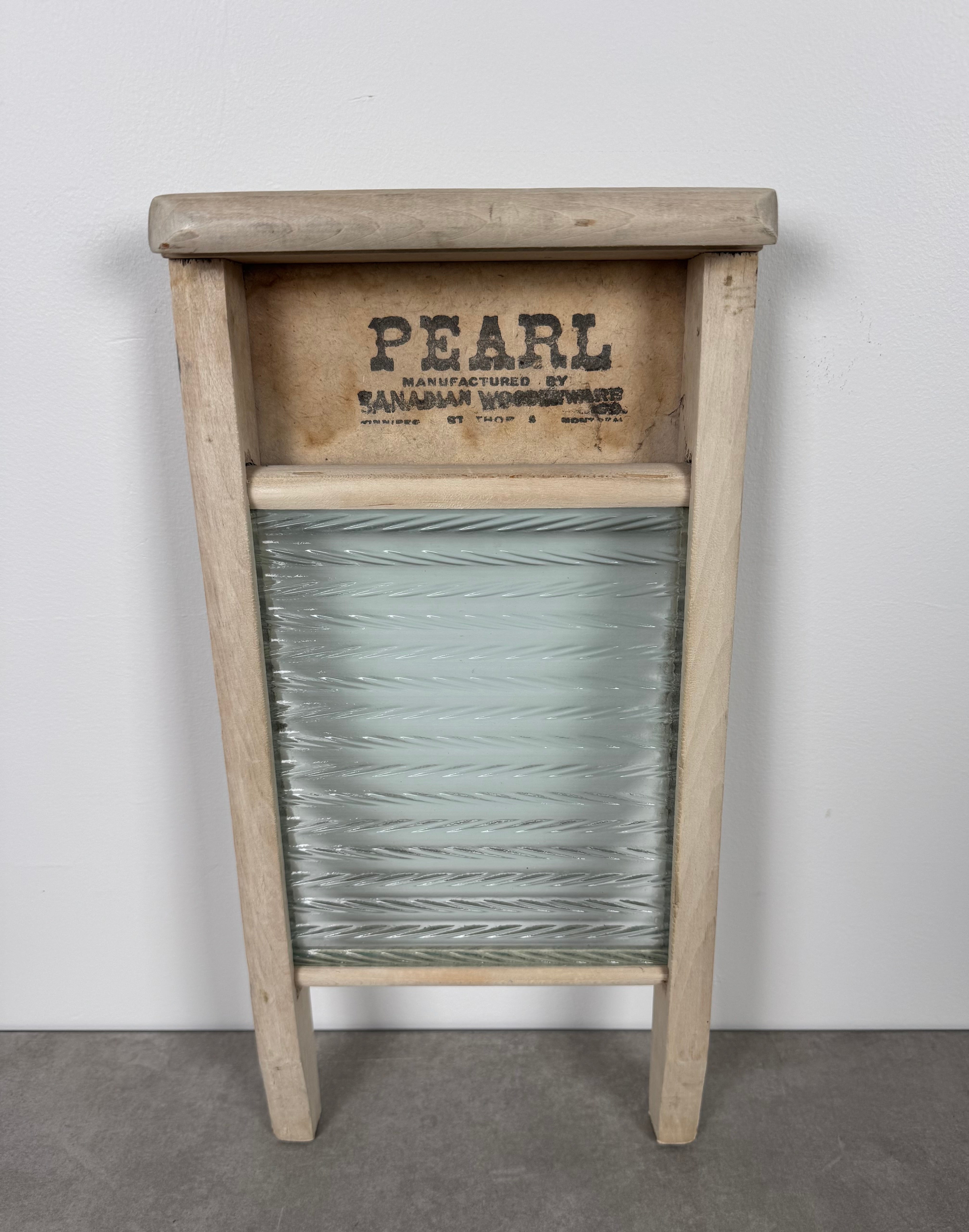 Vintage PEARL Washboard