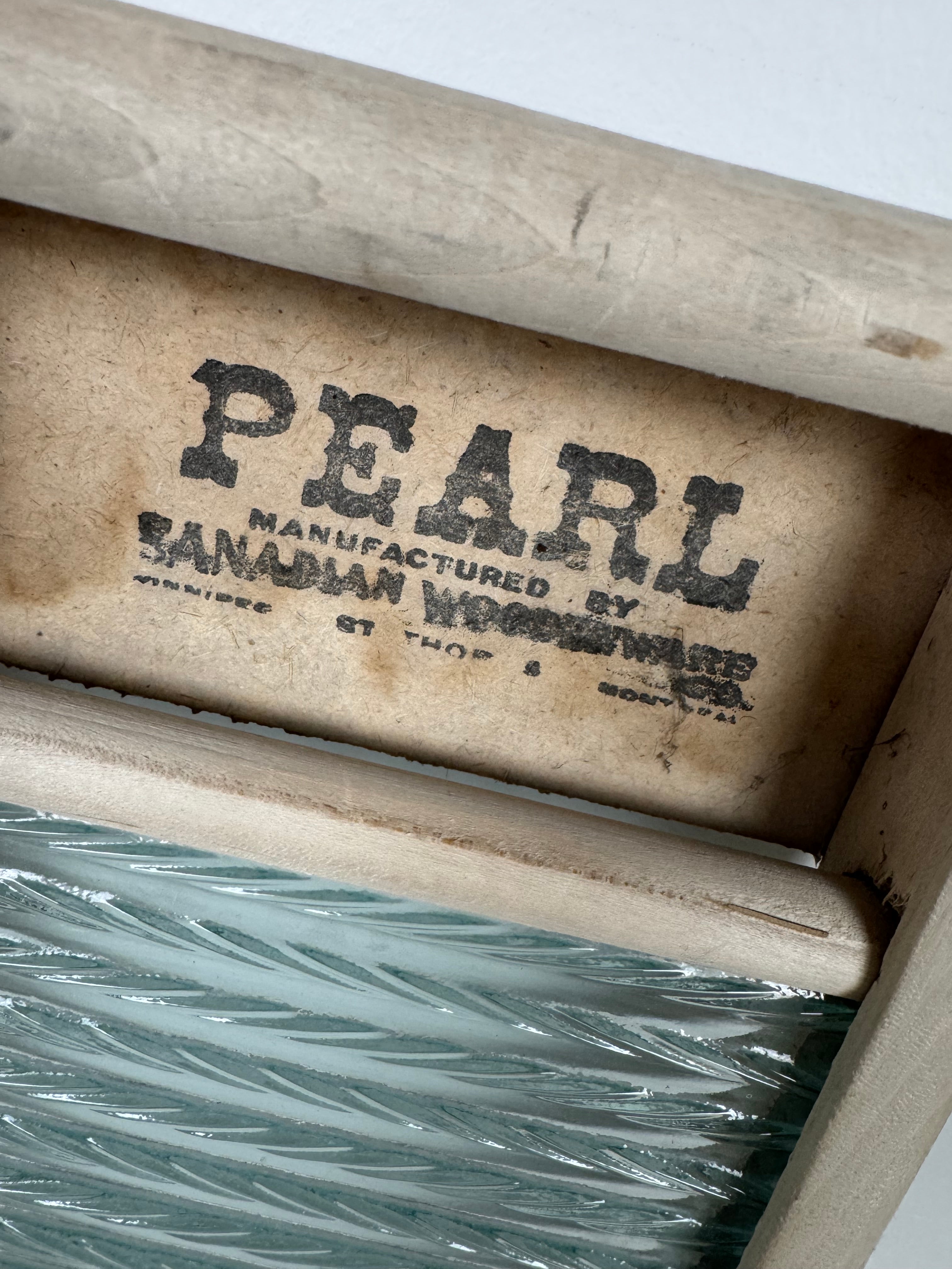 Vintage PEARL Washboard