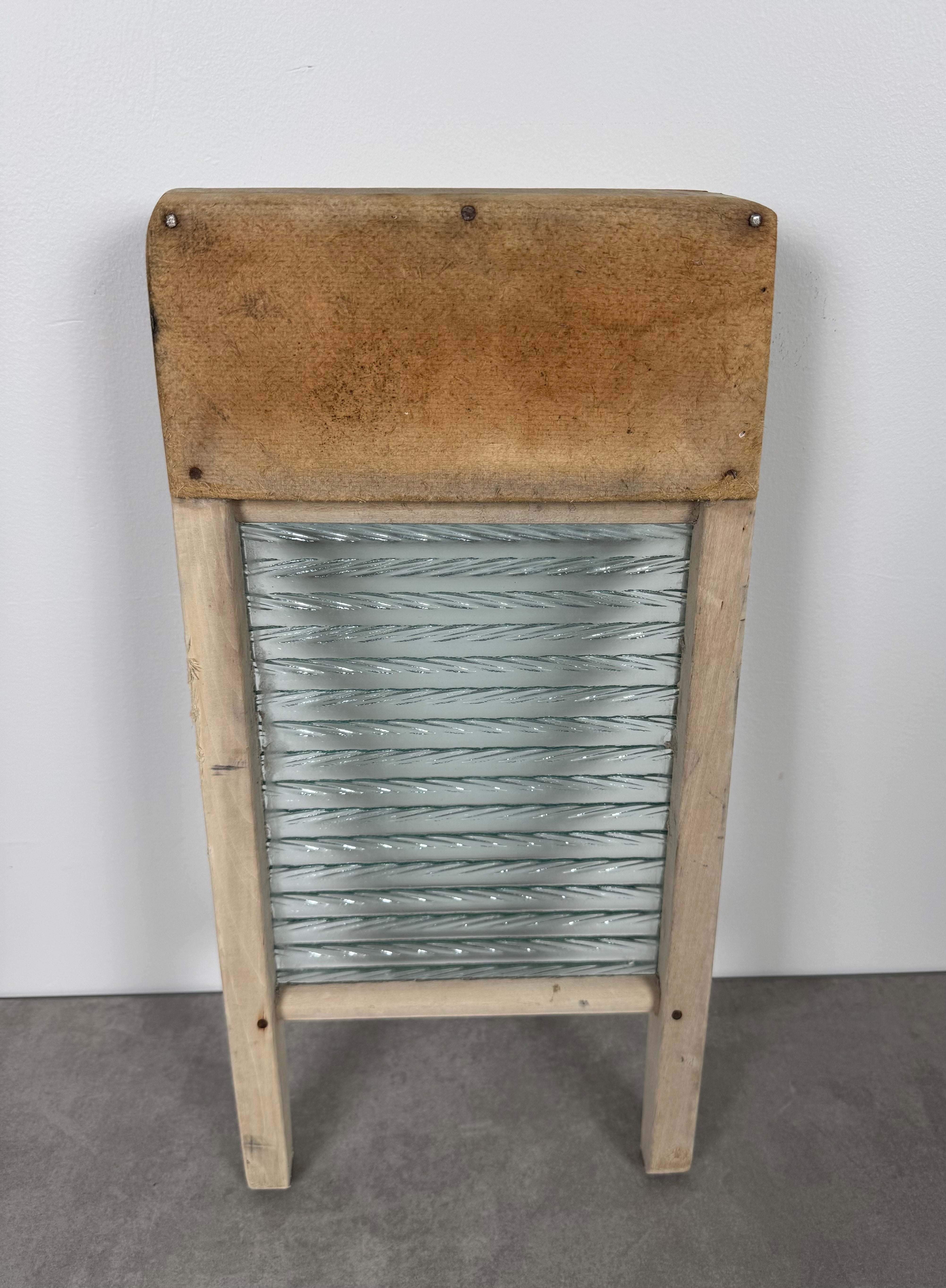 Vintage PEARL Washboard