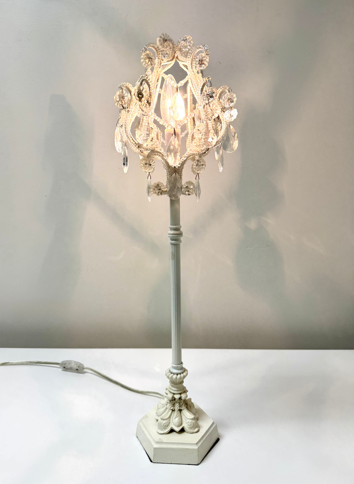 Light Cream Beaded Glass Lamp