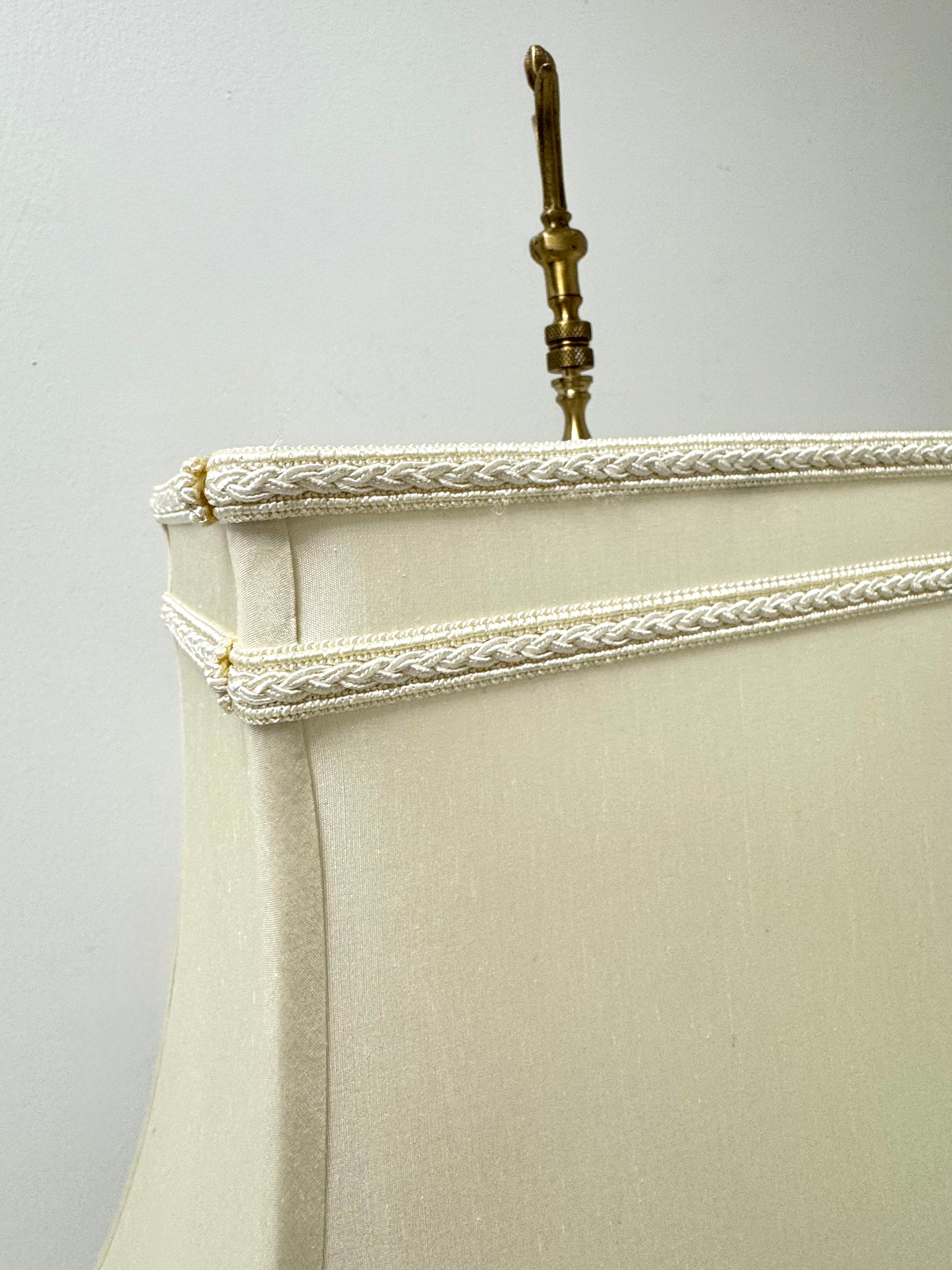 Vintage WILDWOOD Chinoiserie Lamp