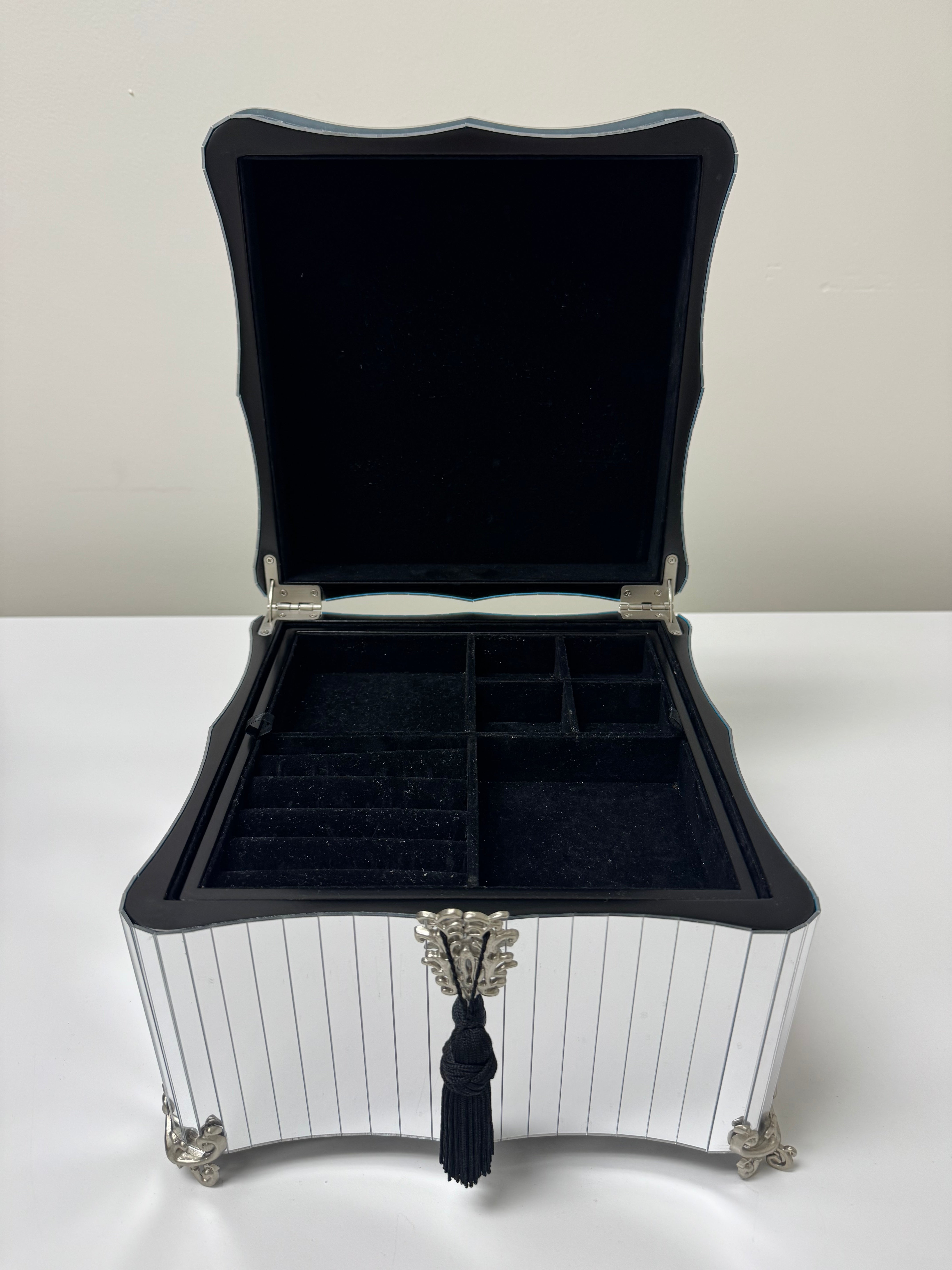 BOMBAY Mirrored Jewellery Box