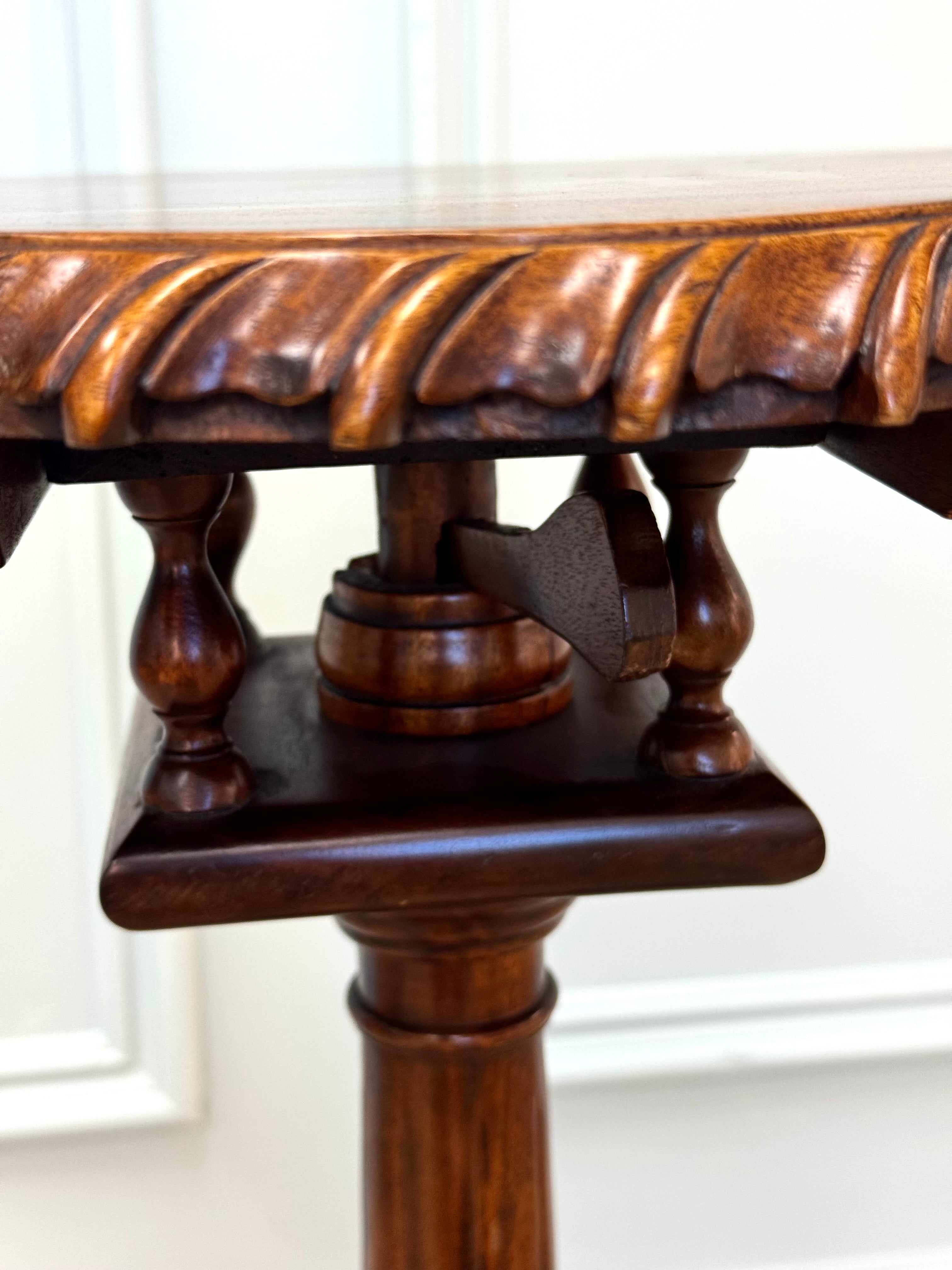 Chippendale Style Tilt-top Side Table