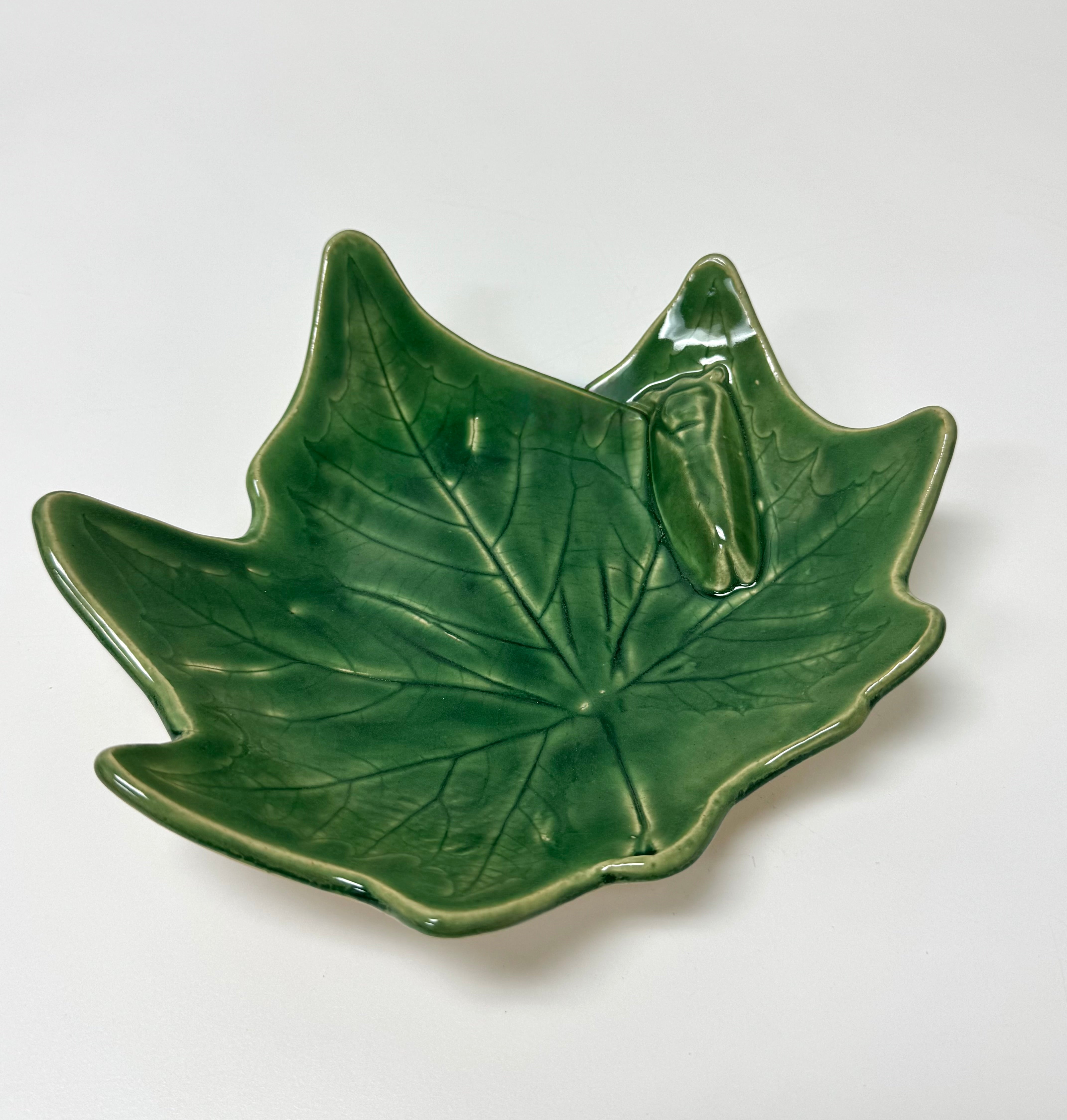 Green Leaf & Bug Dish