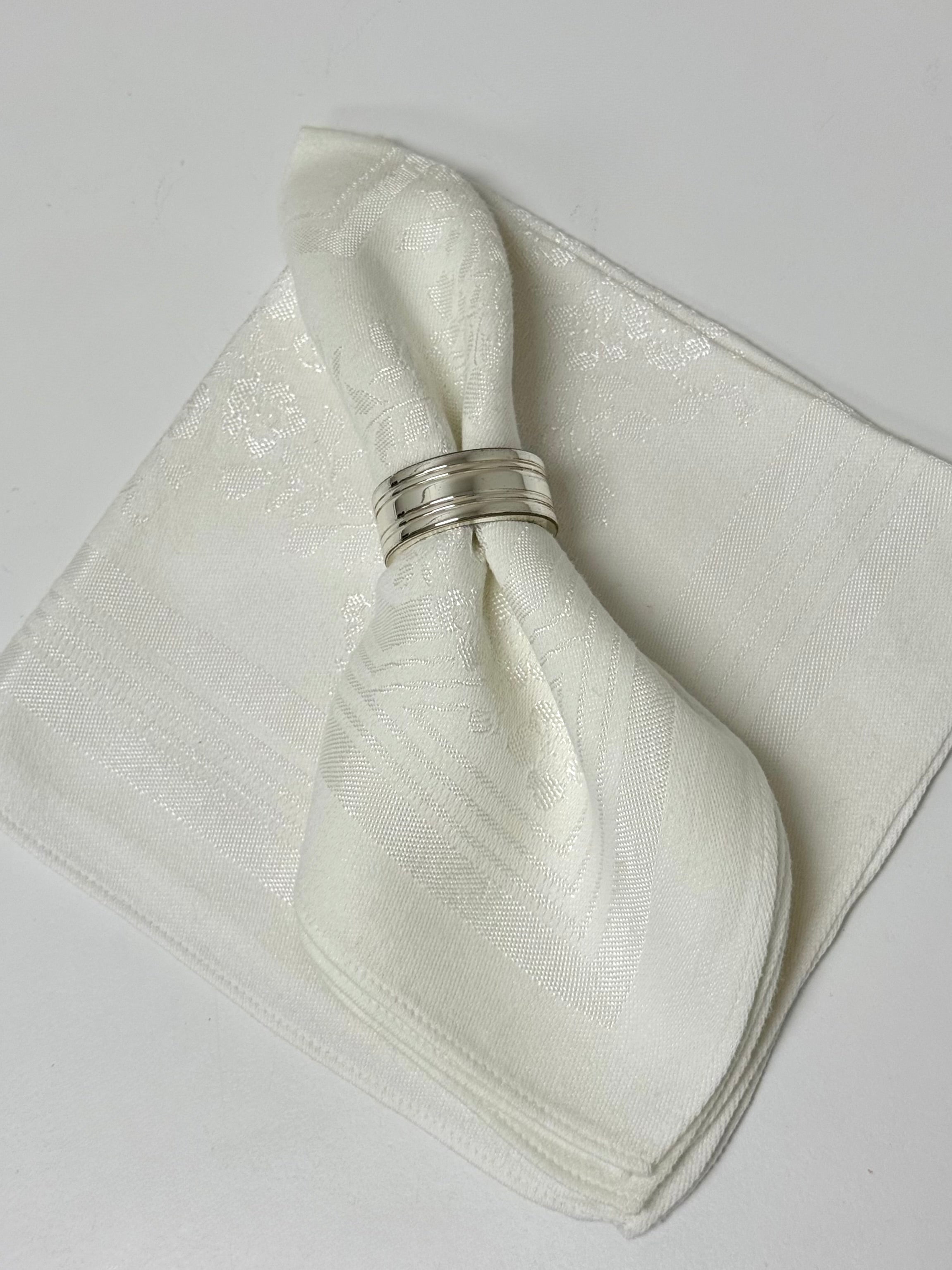 Vintage Linen Napkins Set of 4