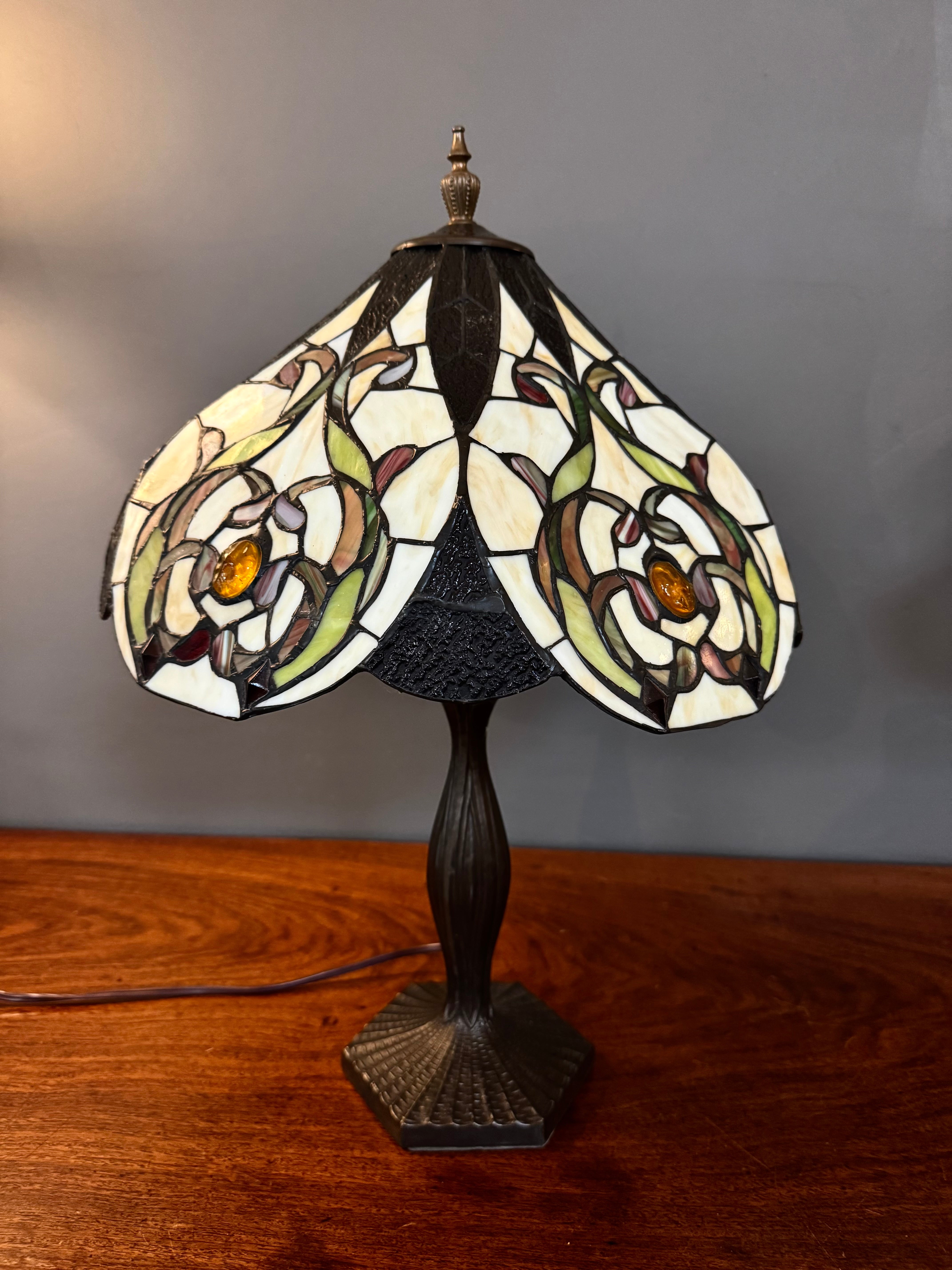 Stained Glass Tulip Lamp