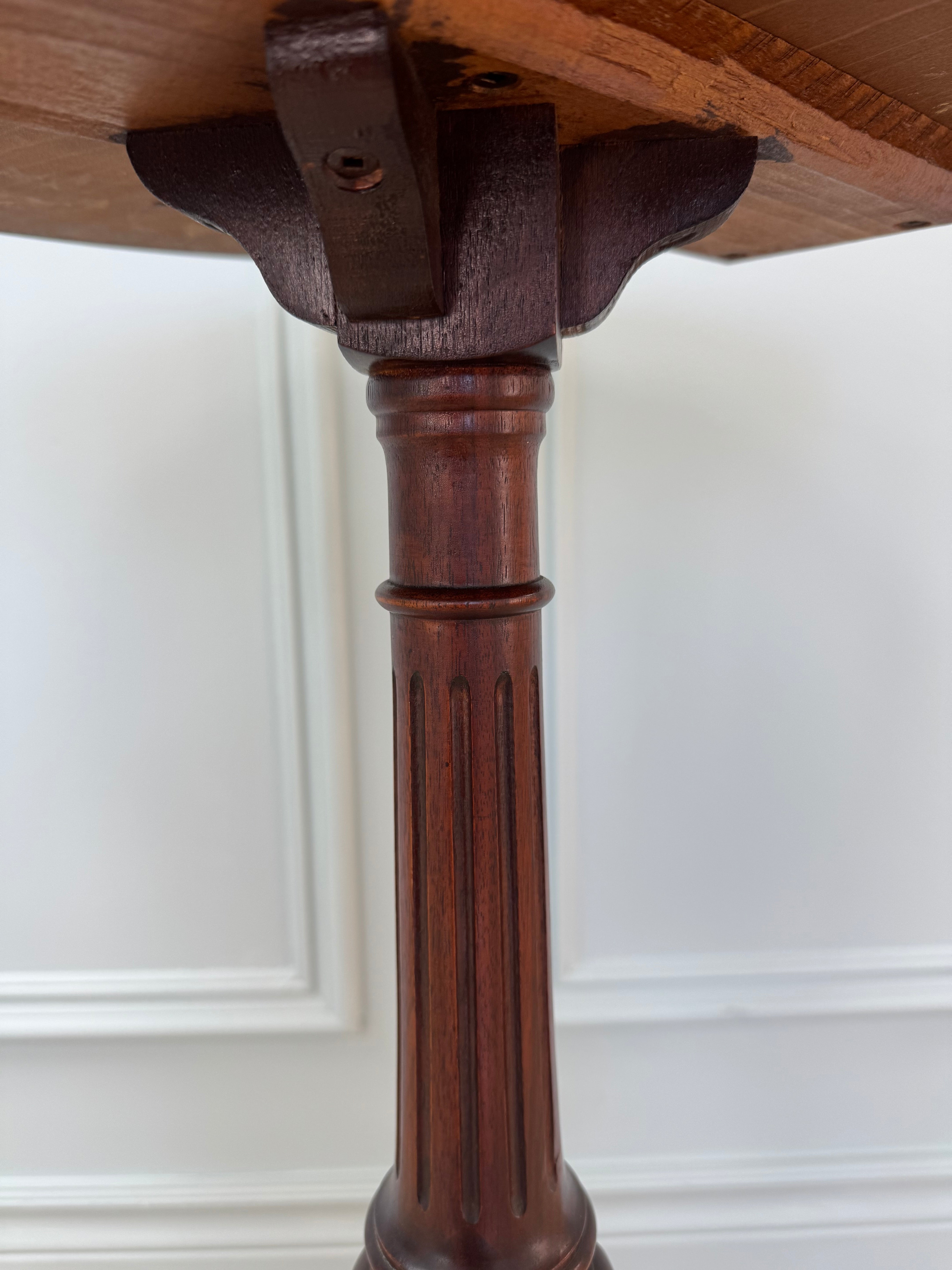 Vintage Pie Crust Pedestal Table