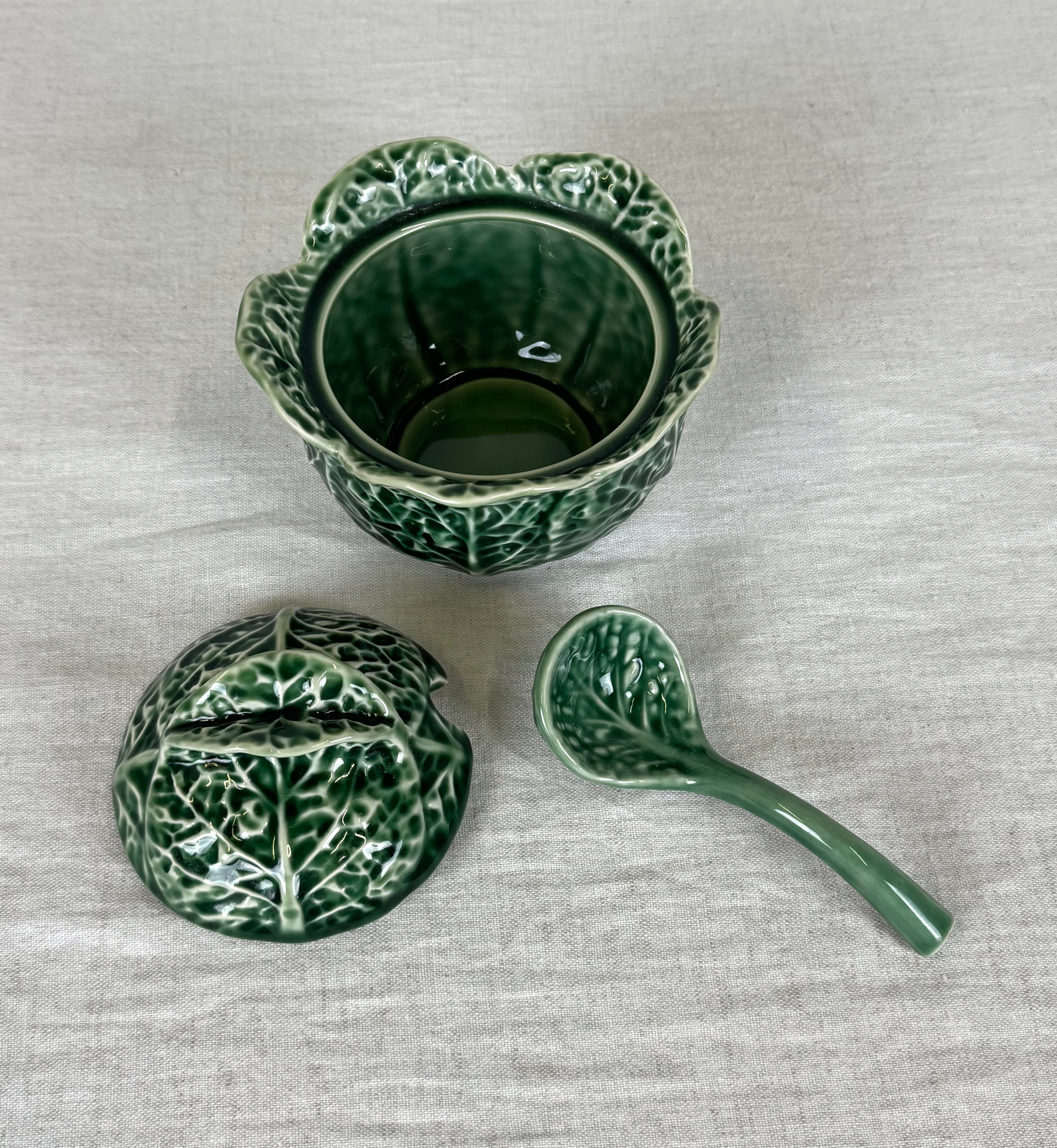 BORDALLO PINHEIRO Green Cabbage Leaf Condiment Jar