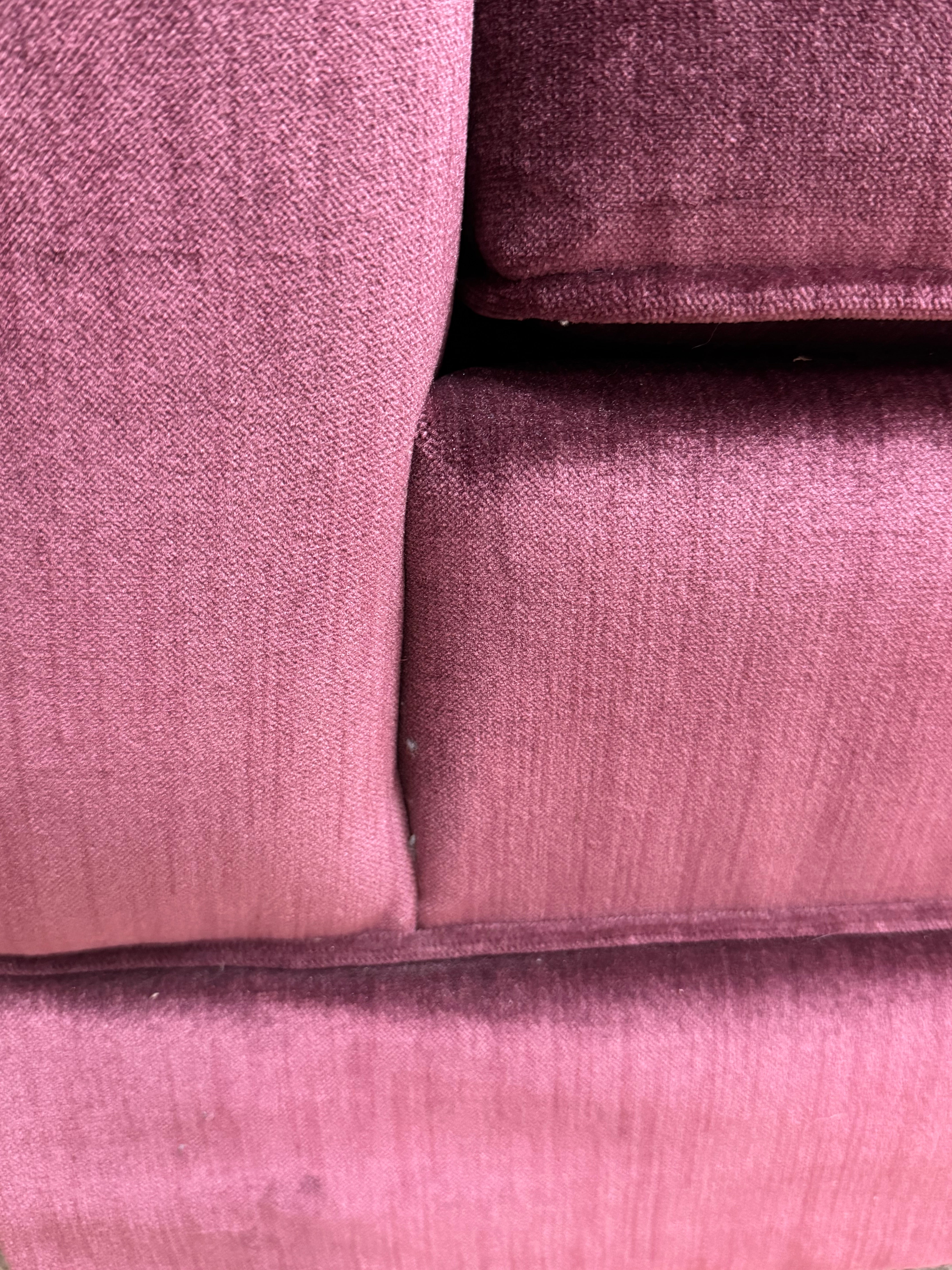 KROEHLER Rich Plum Velvet 66" Loveseat