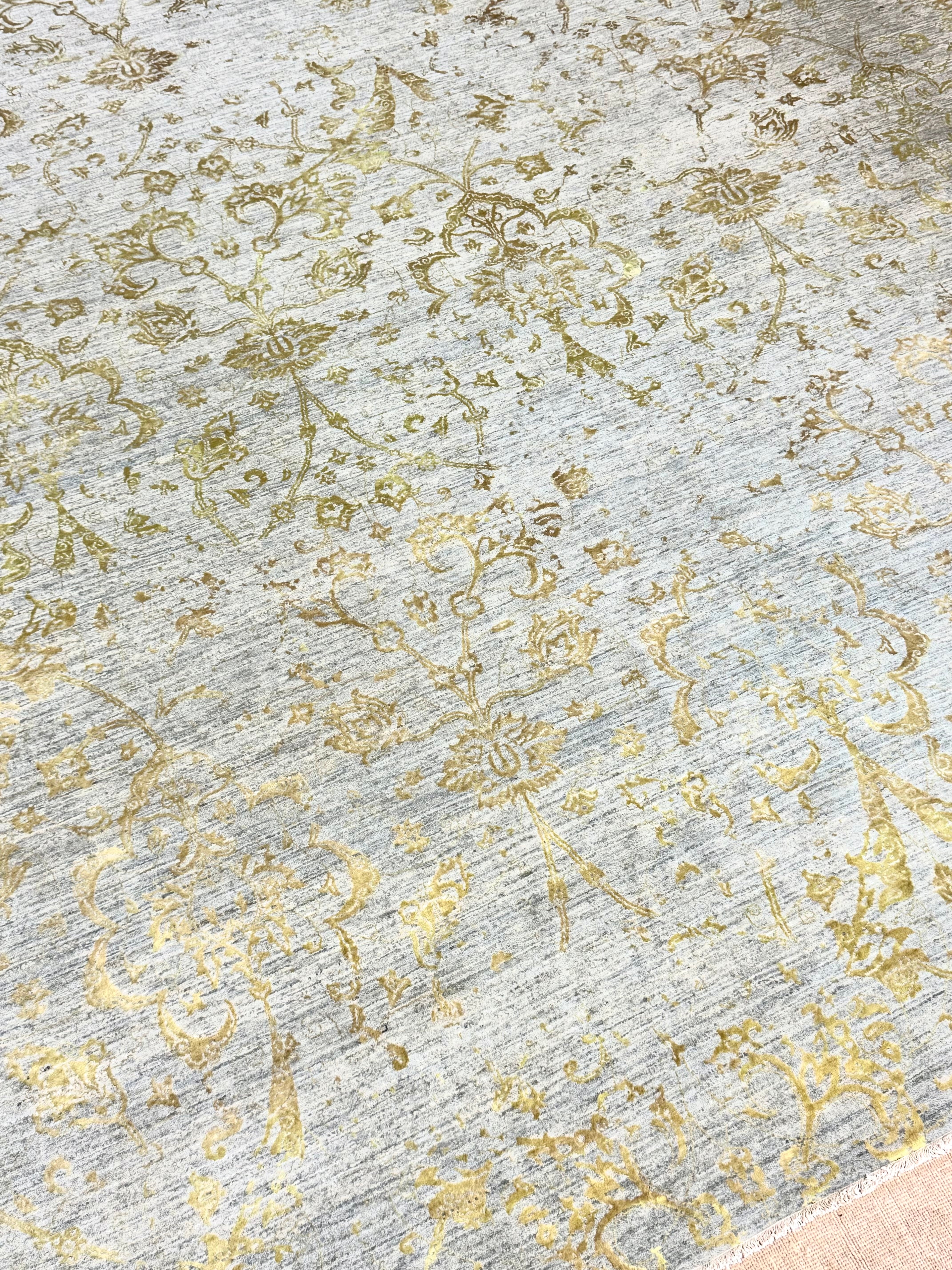 ELTE Gray Sand & Yellow 9' x 12' Wool & Silk Rug