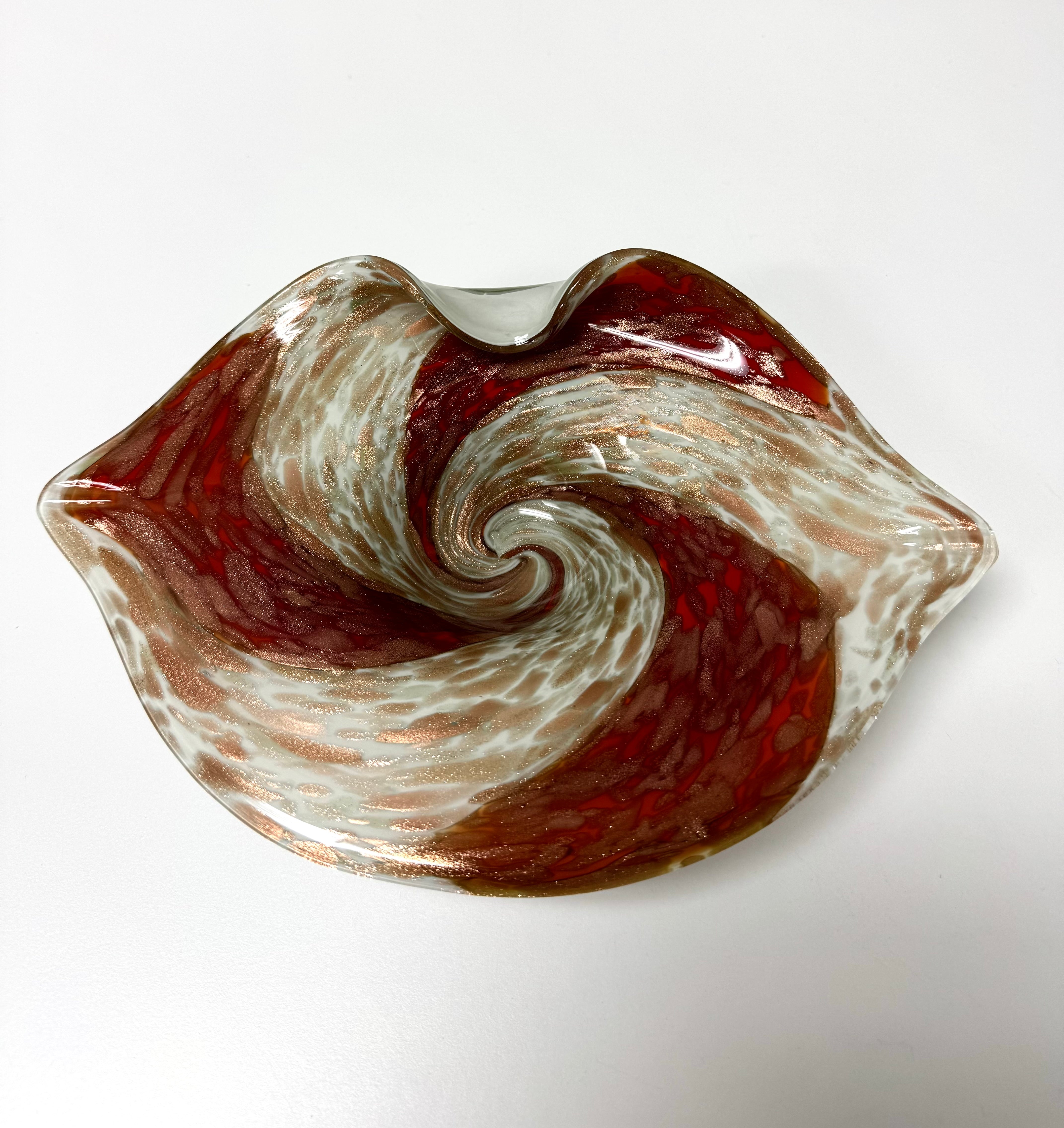 Vintage Art Glass 'Lips' Bowl with Copper Dust