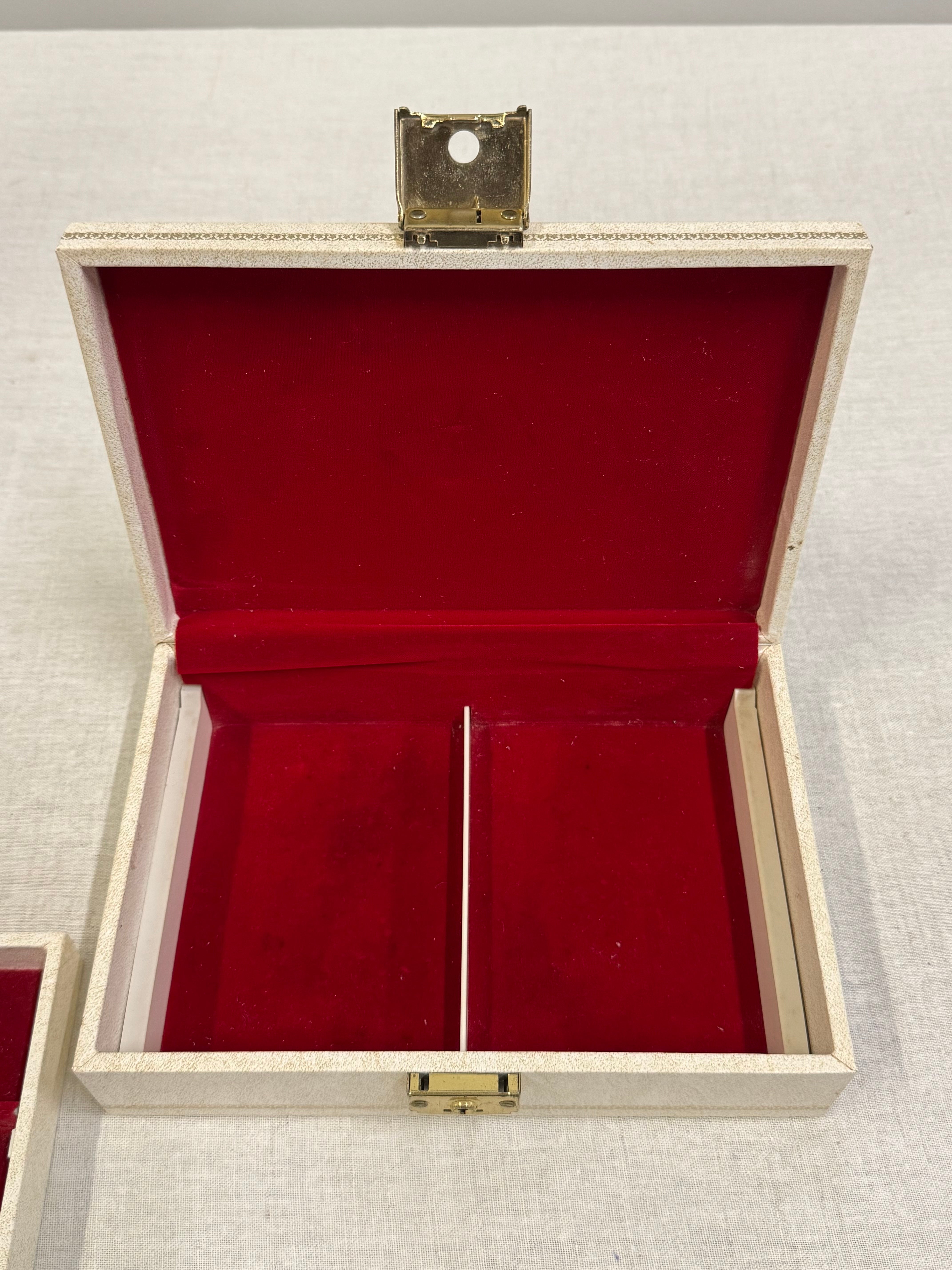 Vintage Jewelery Box with Tray