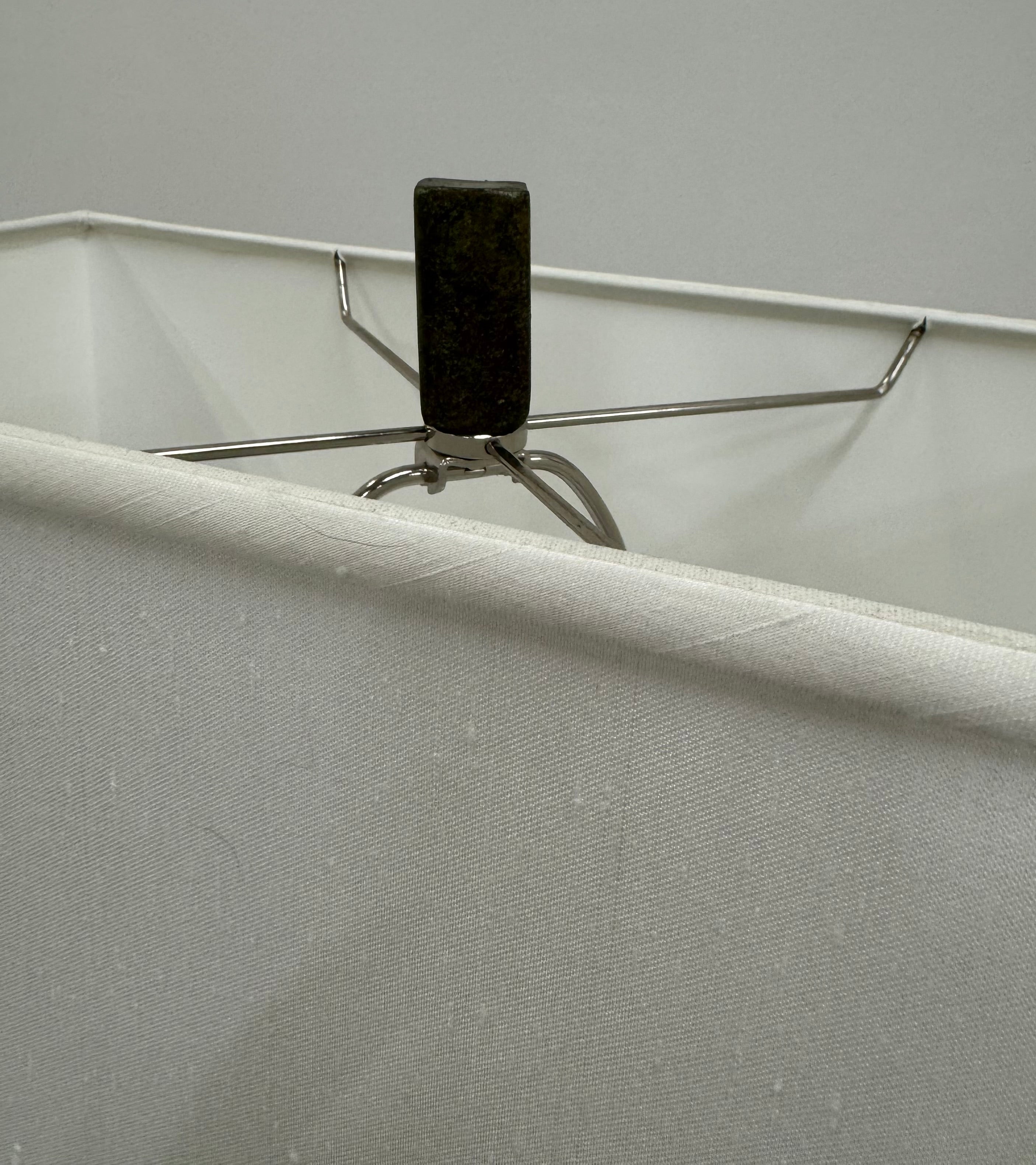 AM STUDIO Bronze Seahorse Lamp