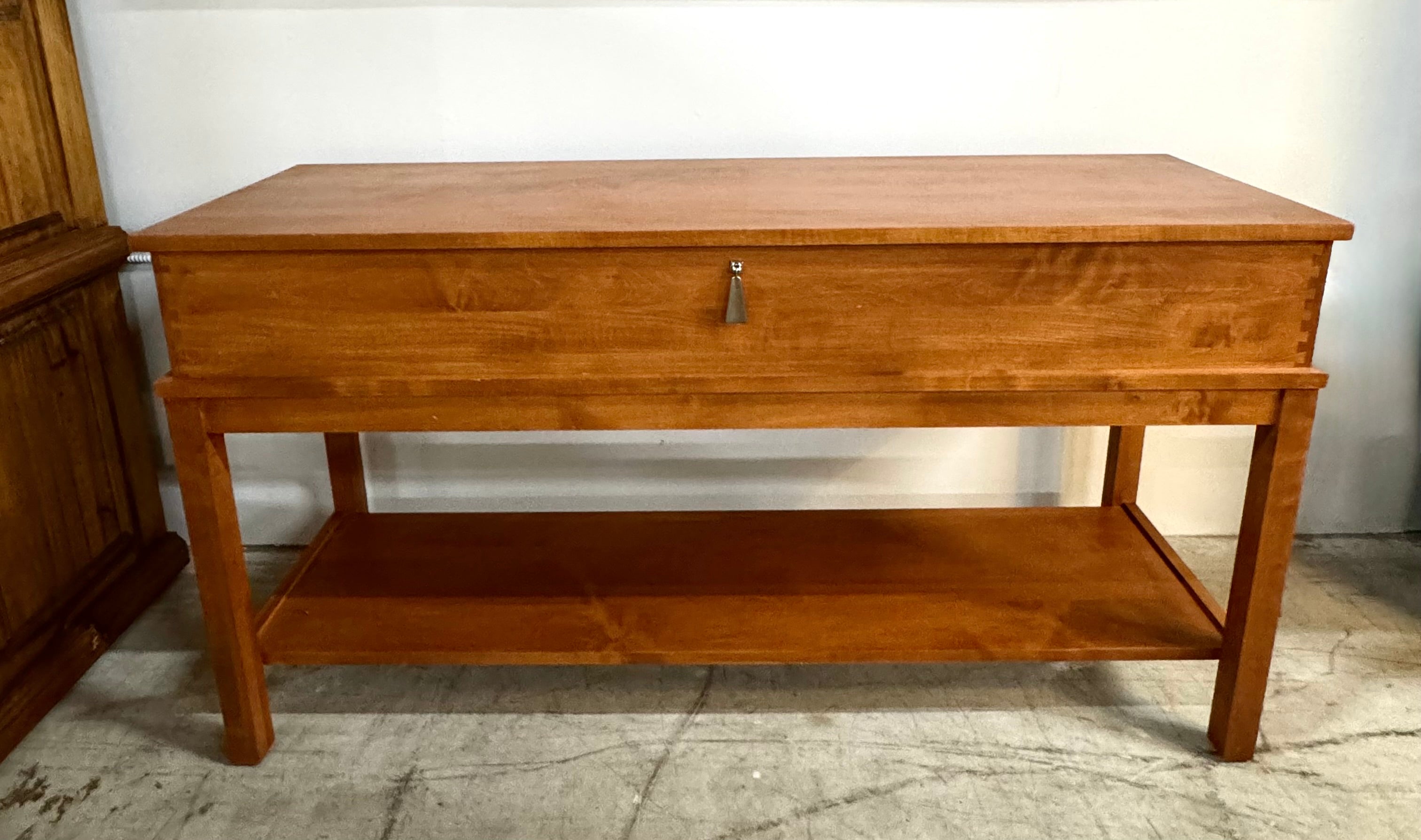 Console with Lift-top Storage