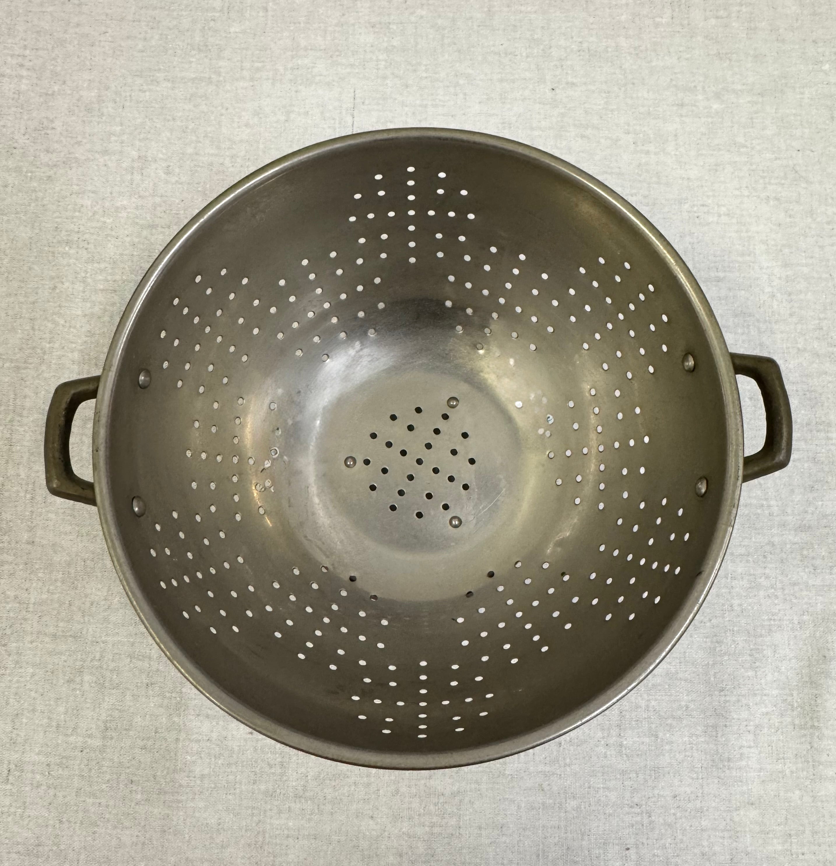 Aged Copper 9" Strainer