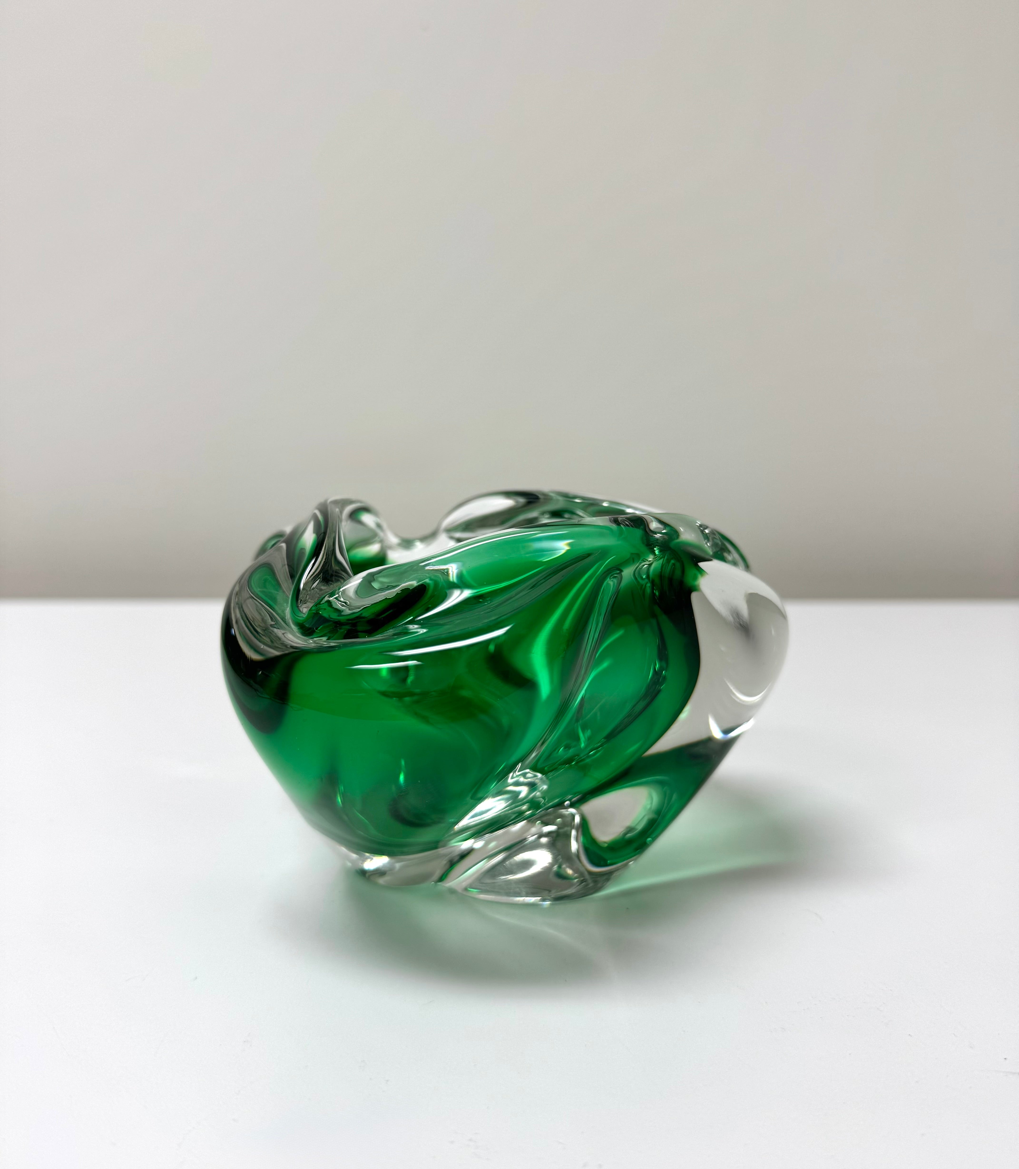 Vintage Emerald Art Glass Bowl
