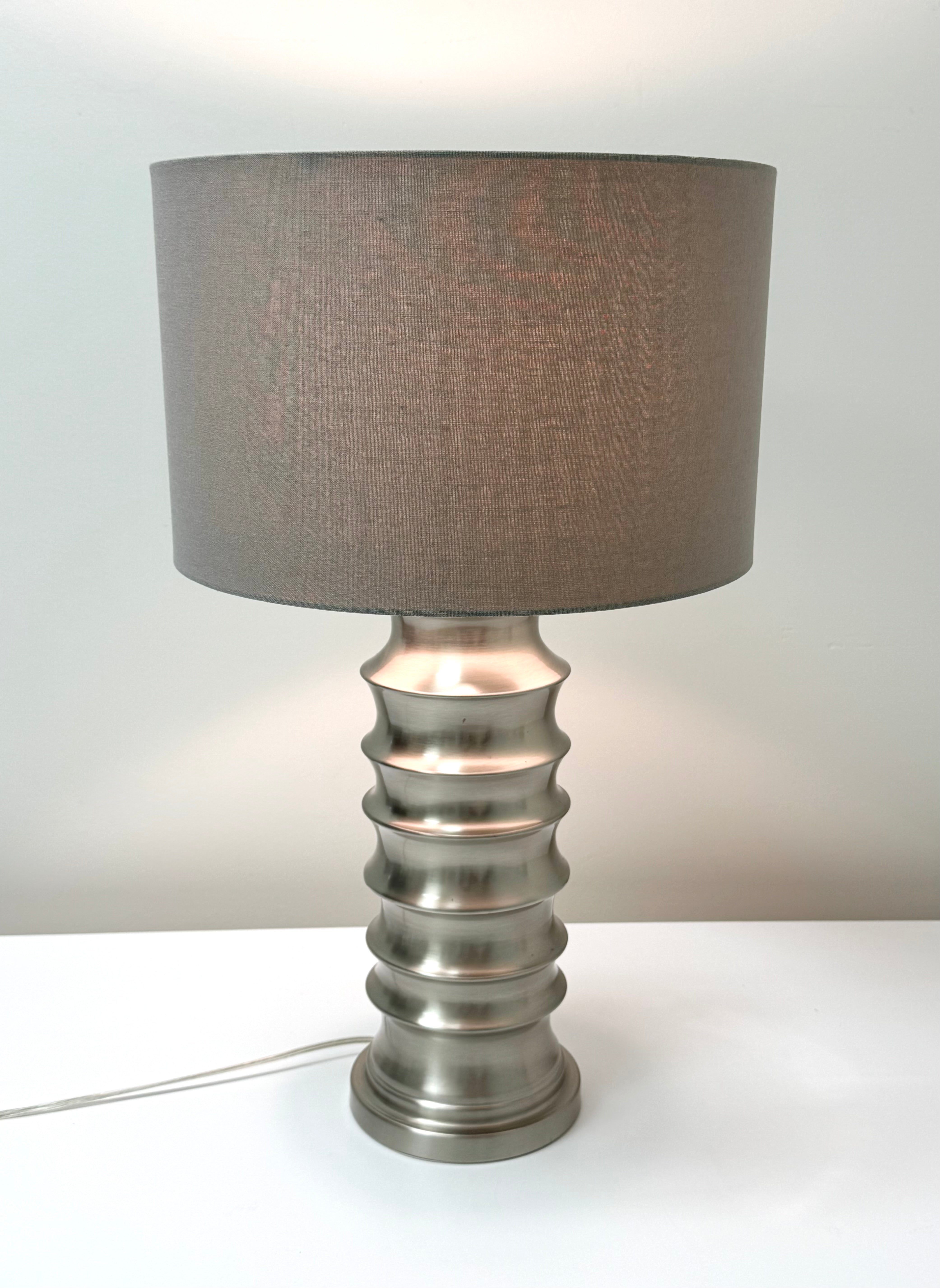 Scalloped Column Lamp
