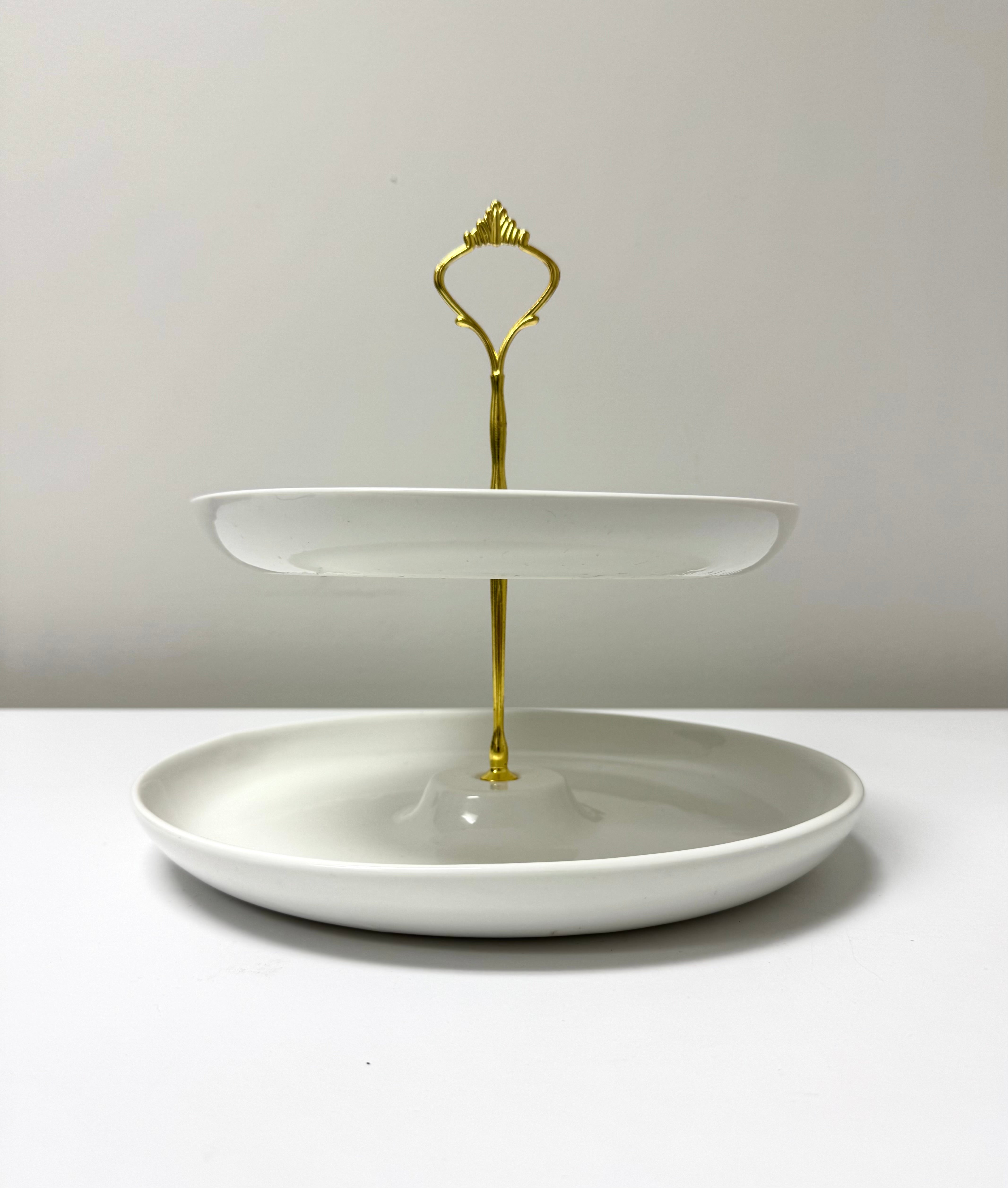 White Ceramic Pastry Server