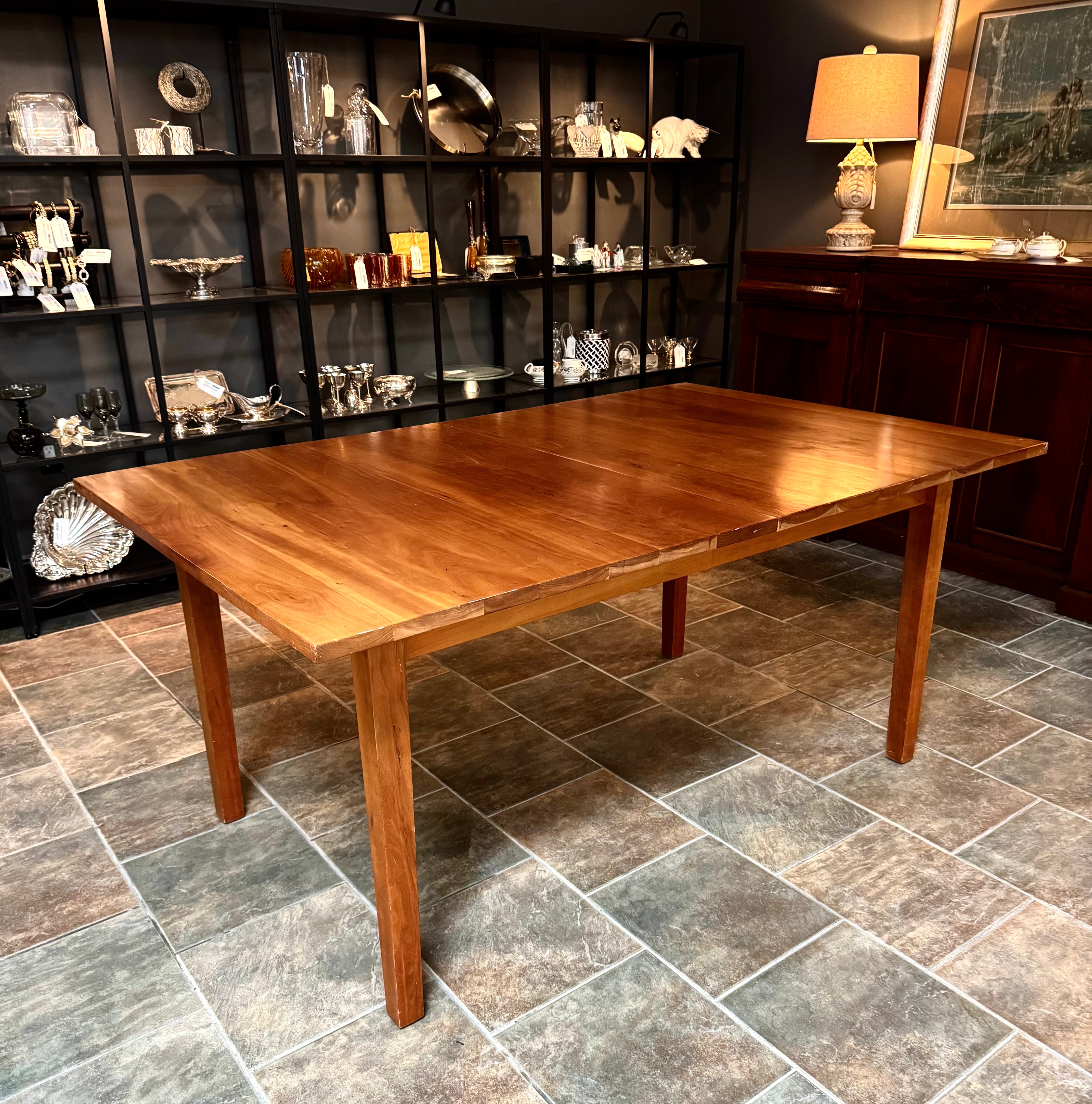 UP COUNTRY Cherry Dining Table