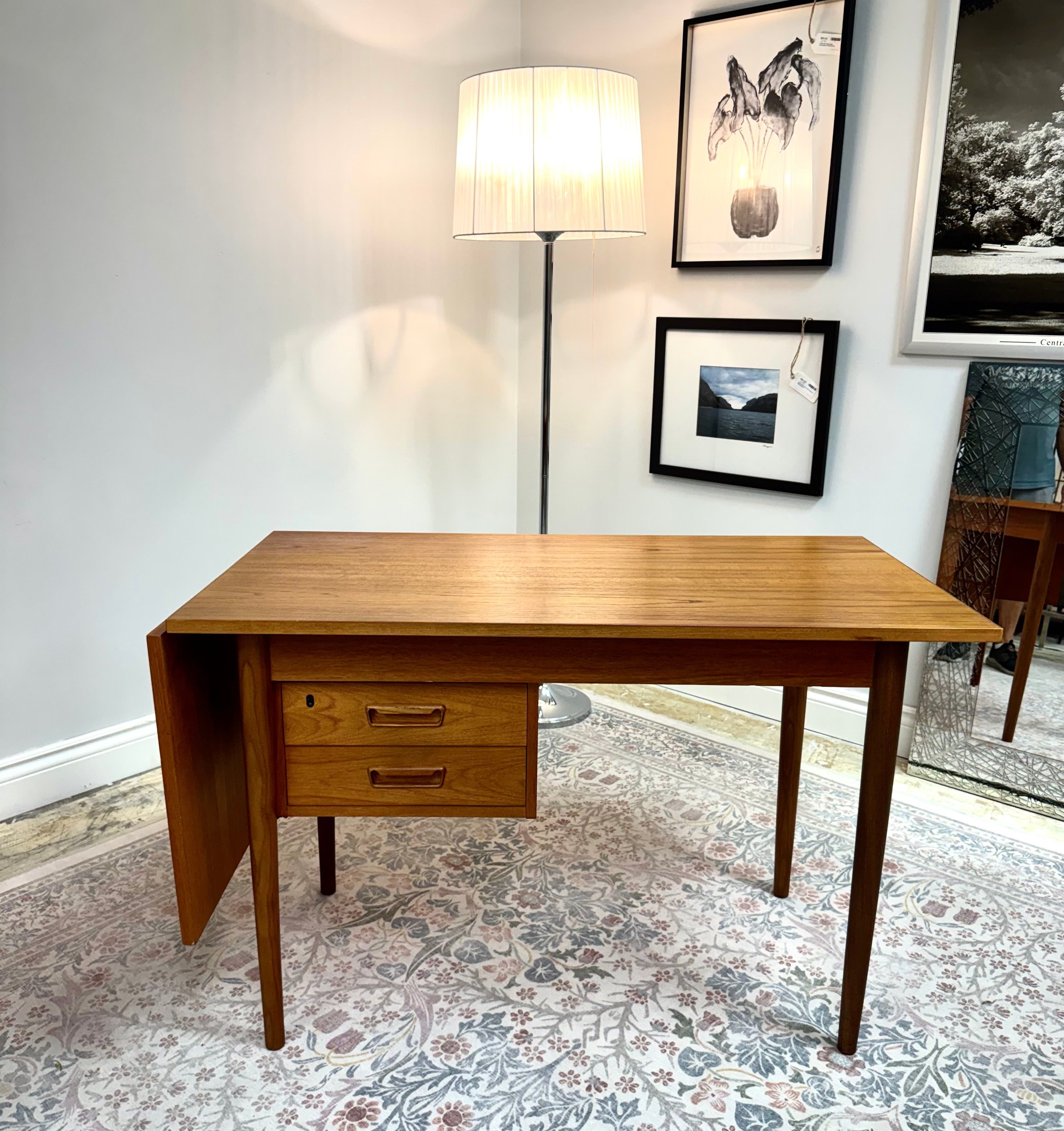 MCM Teak Expandable Desk with Sliding Drawers