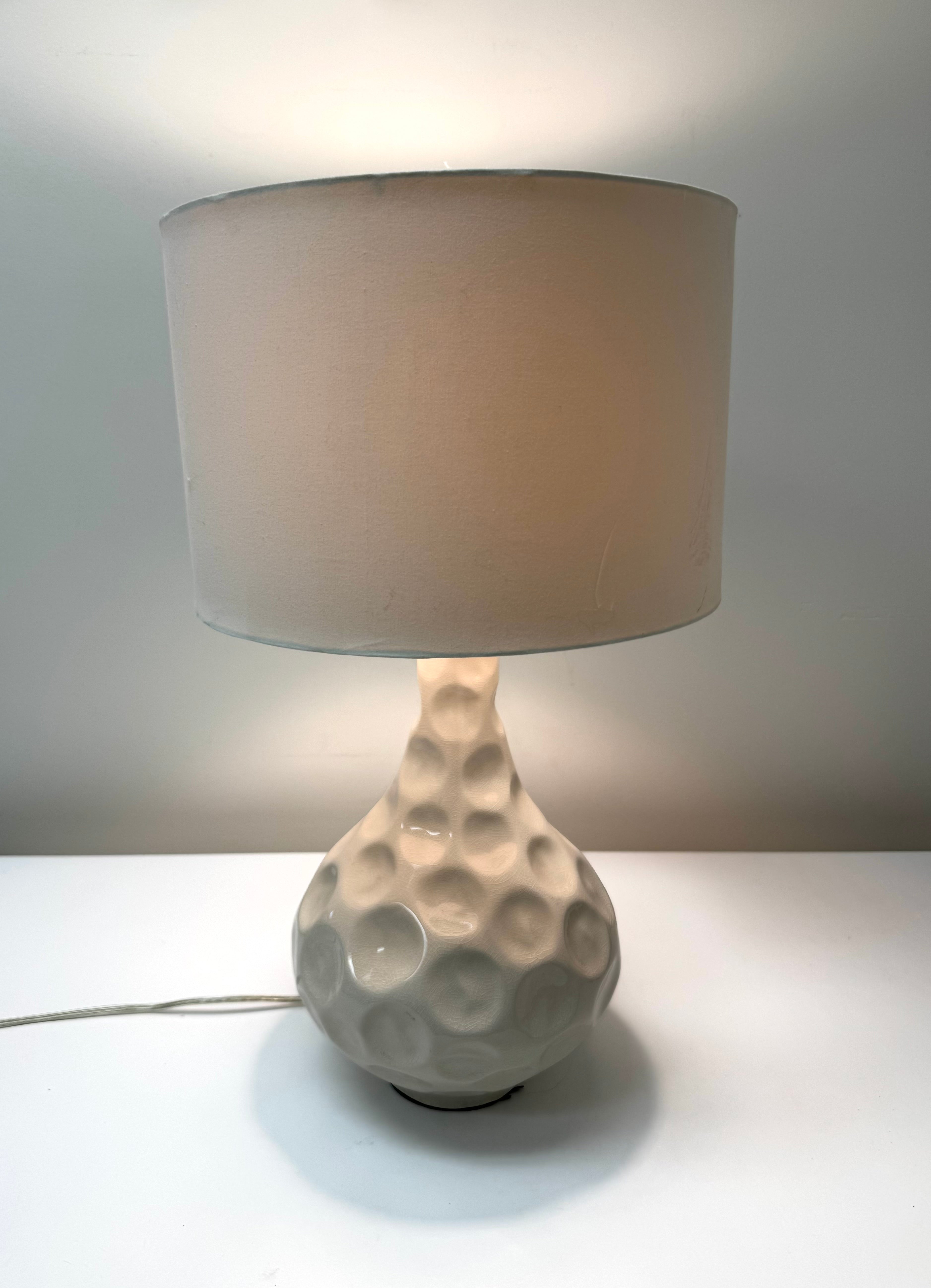 Cream Crackle Snowfall Lamp